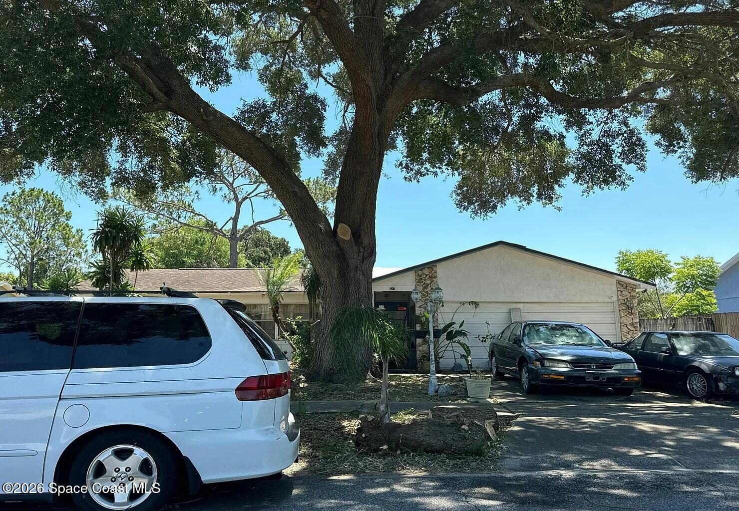 1187 Sawmill Court — photo
