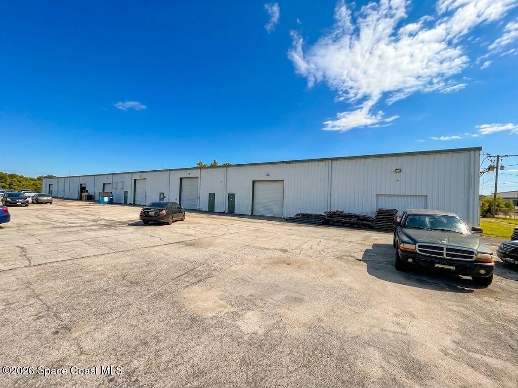 1720 Main Street NE Suite 3 (5,000 Sf) — photo