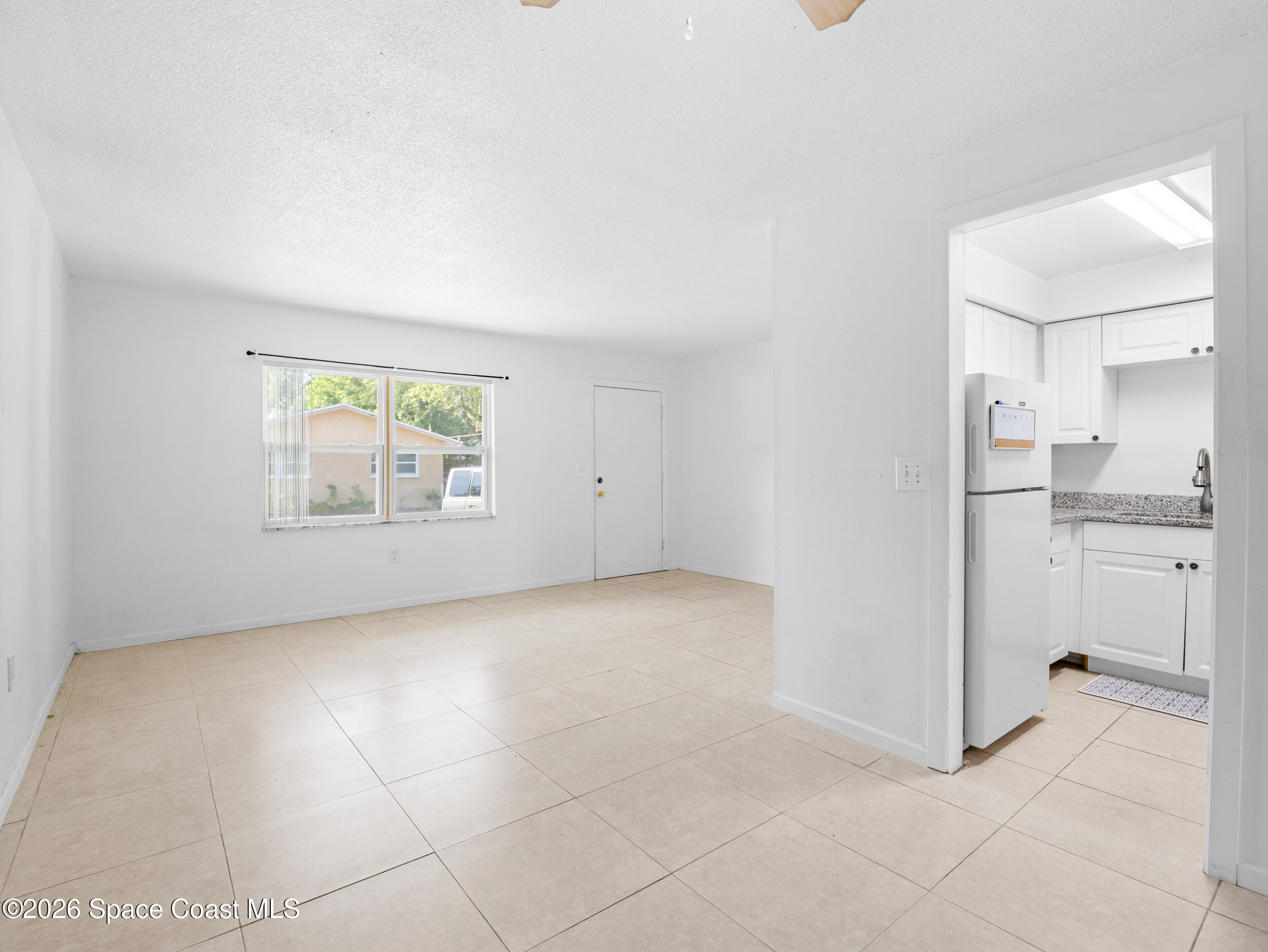 89 NW Irwin Avenue 3 — photo