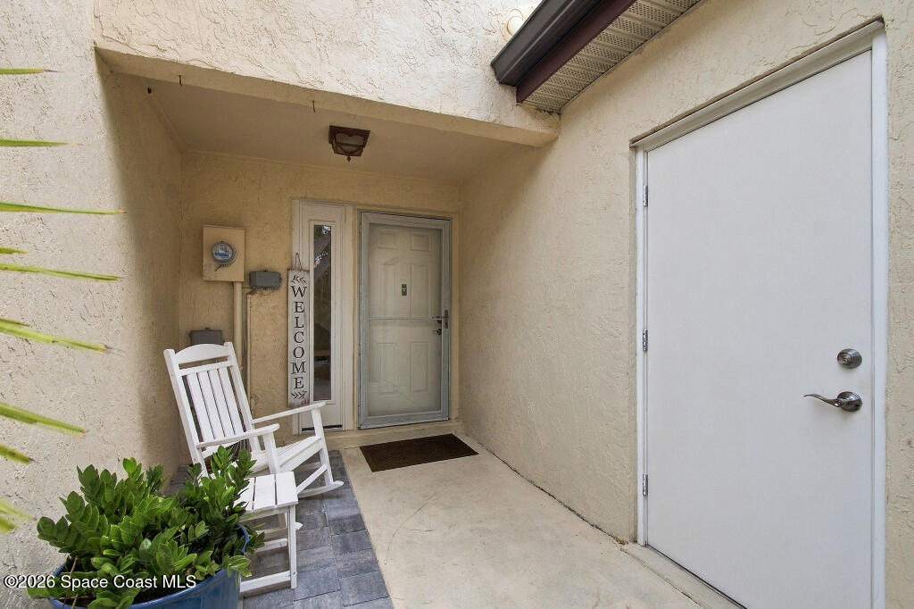 8752 Cocoa Court — photo