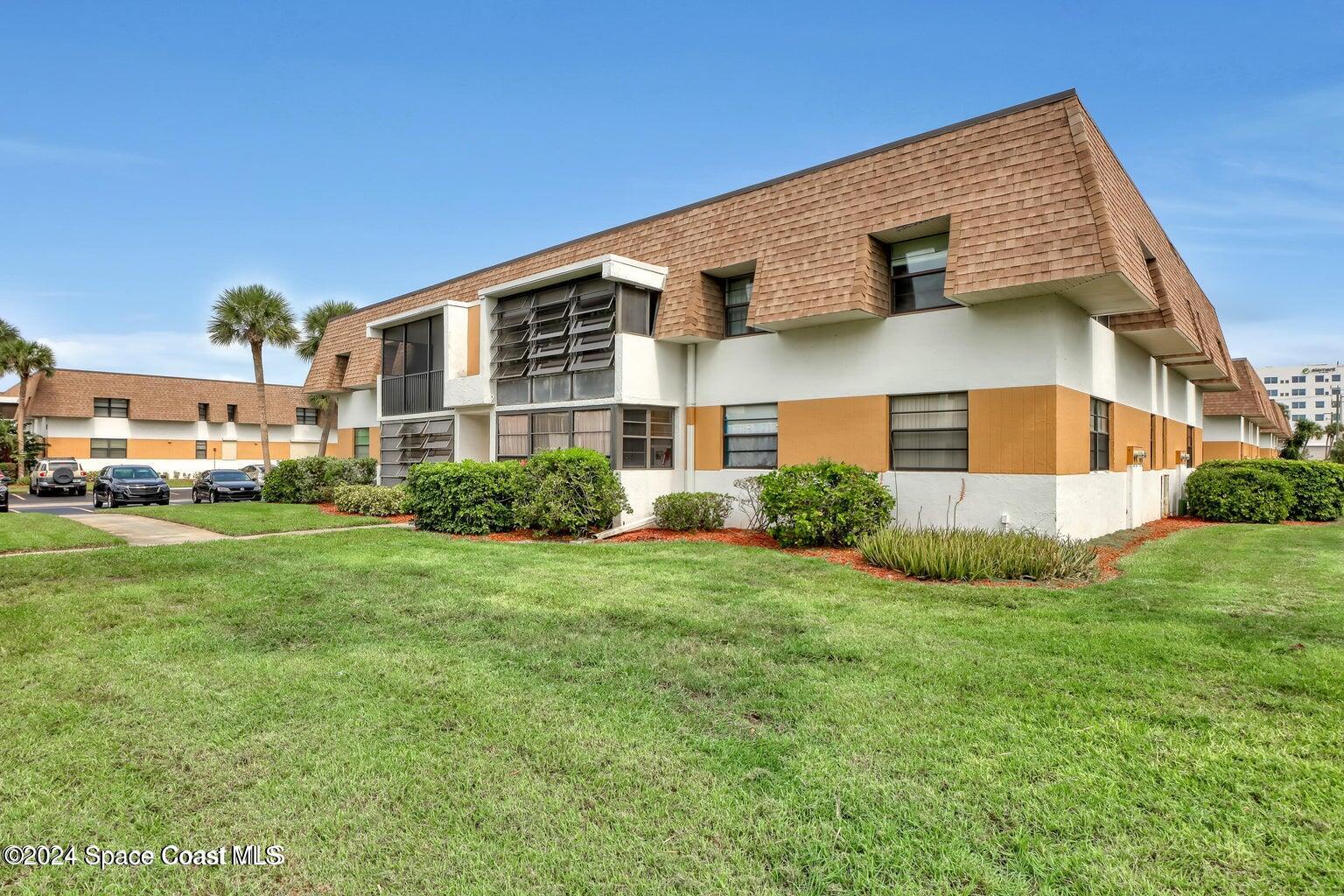 2700 N Hwy A1a 4-201 — photo
