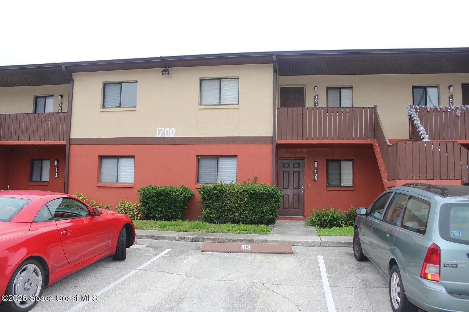 1700 University Lane 103 — photo