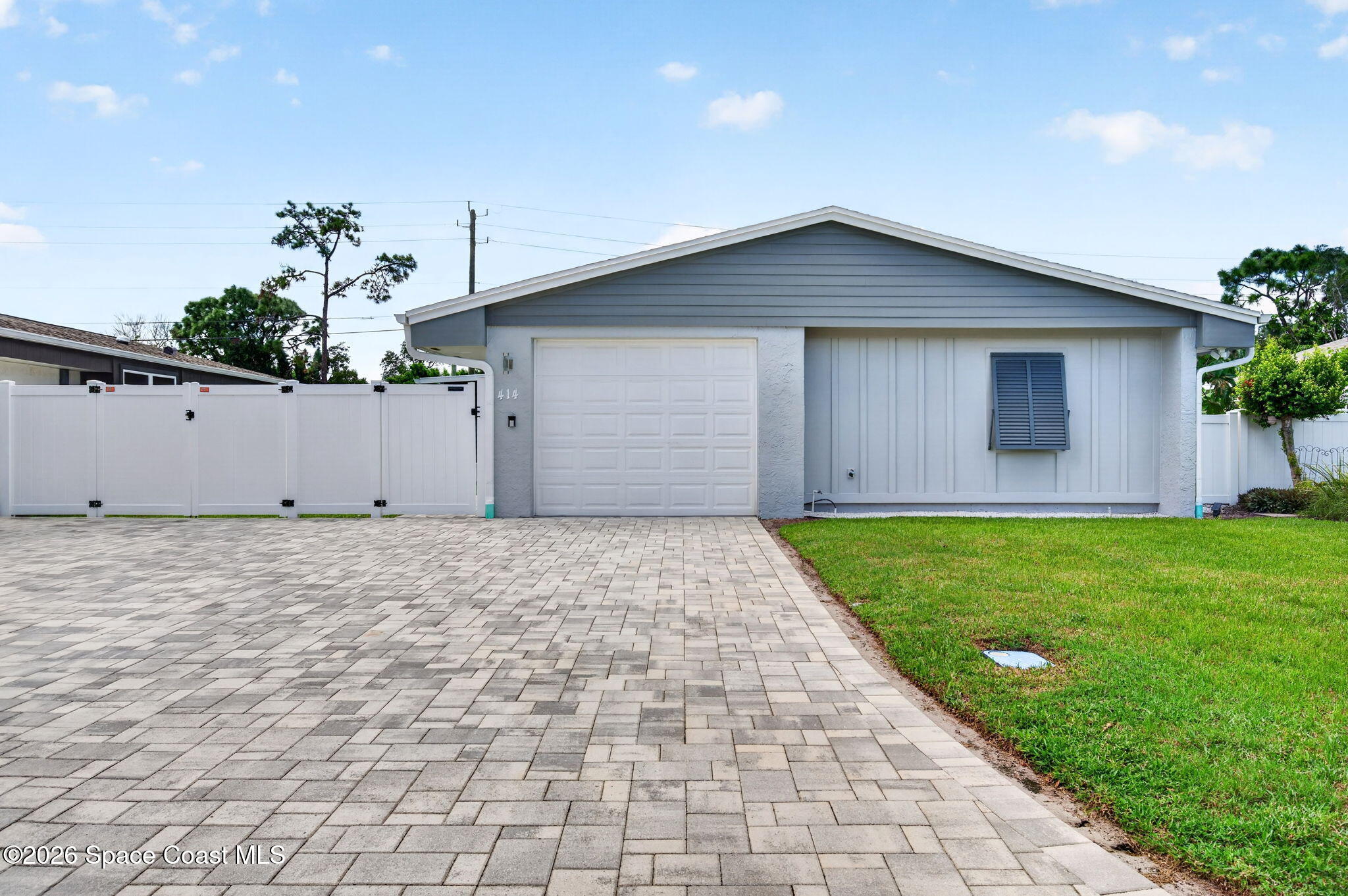 414 Myrtlewood Road — photo