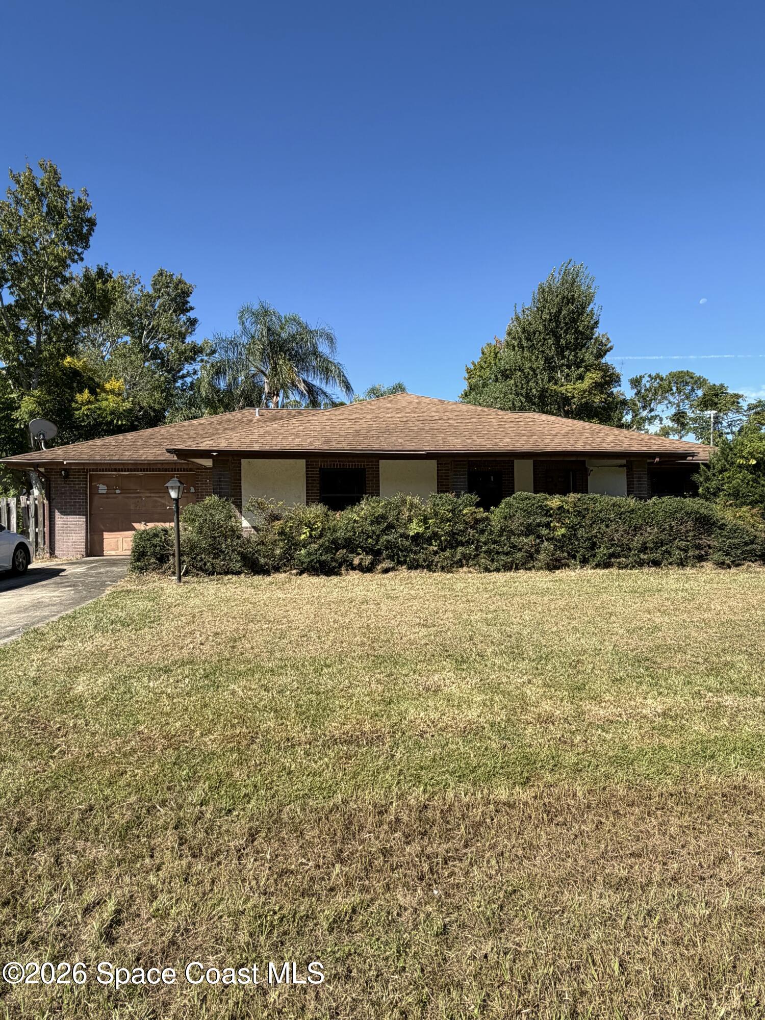 12 Berkshire Lane — photo