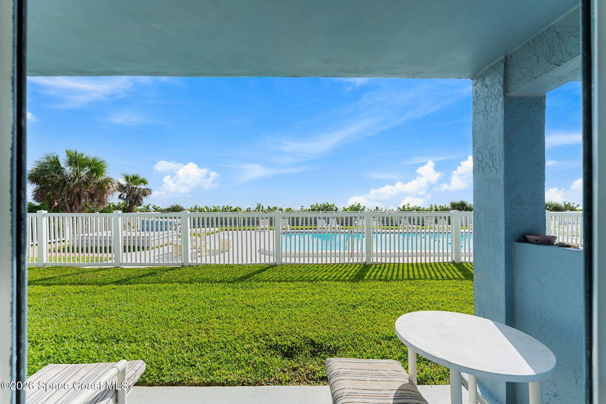 305 Jimmy Buffett Mem Highway 10 — photo