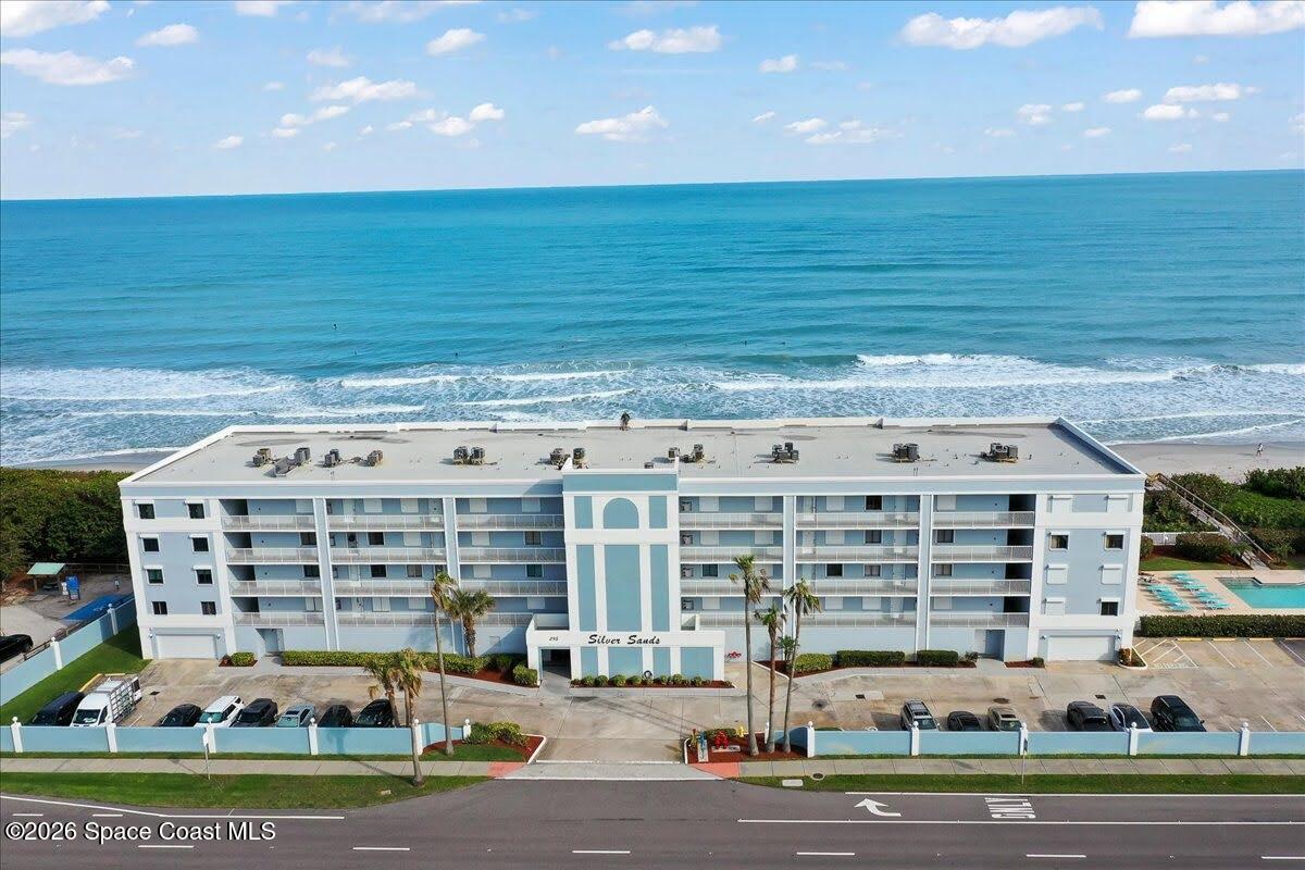 297 Highway A1a 214 — photo