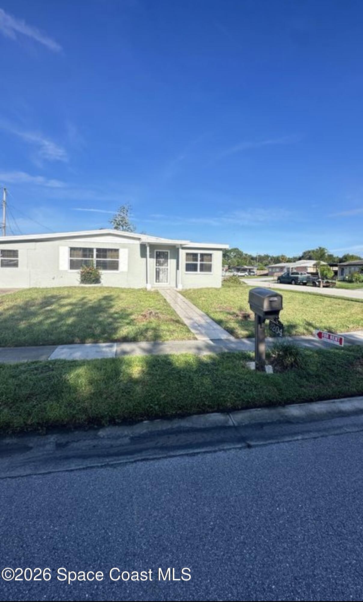 3204 Pecan Street — photo