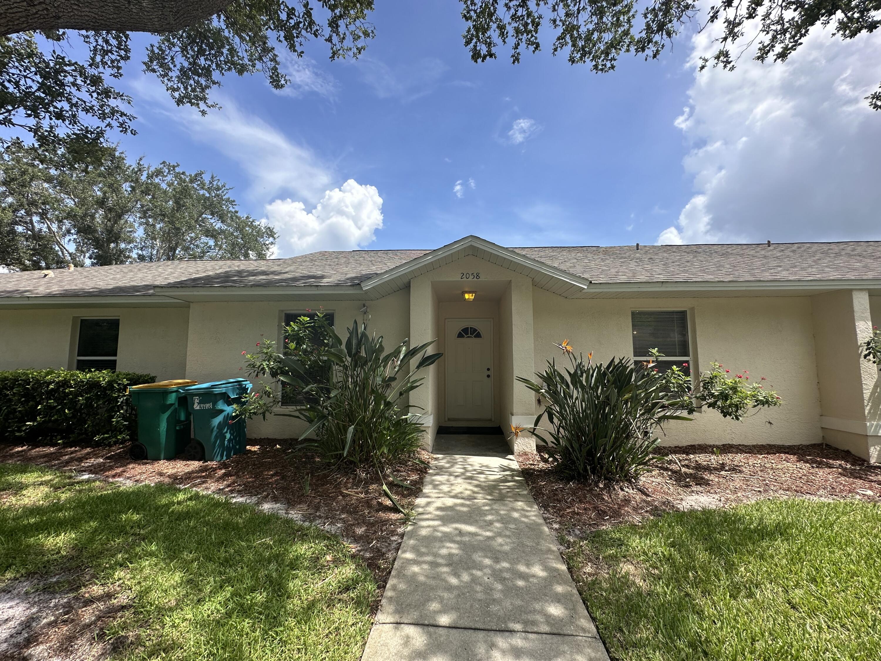 2058 Foxwood Drive — photo