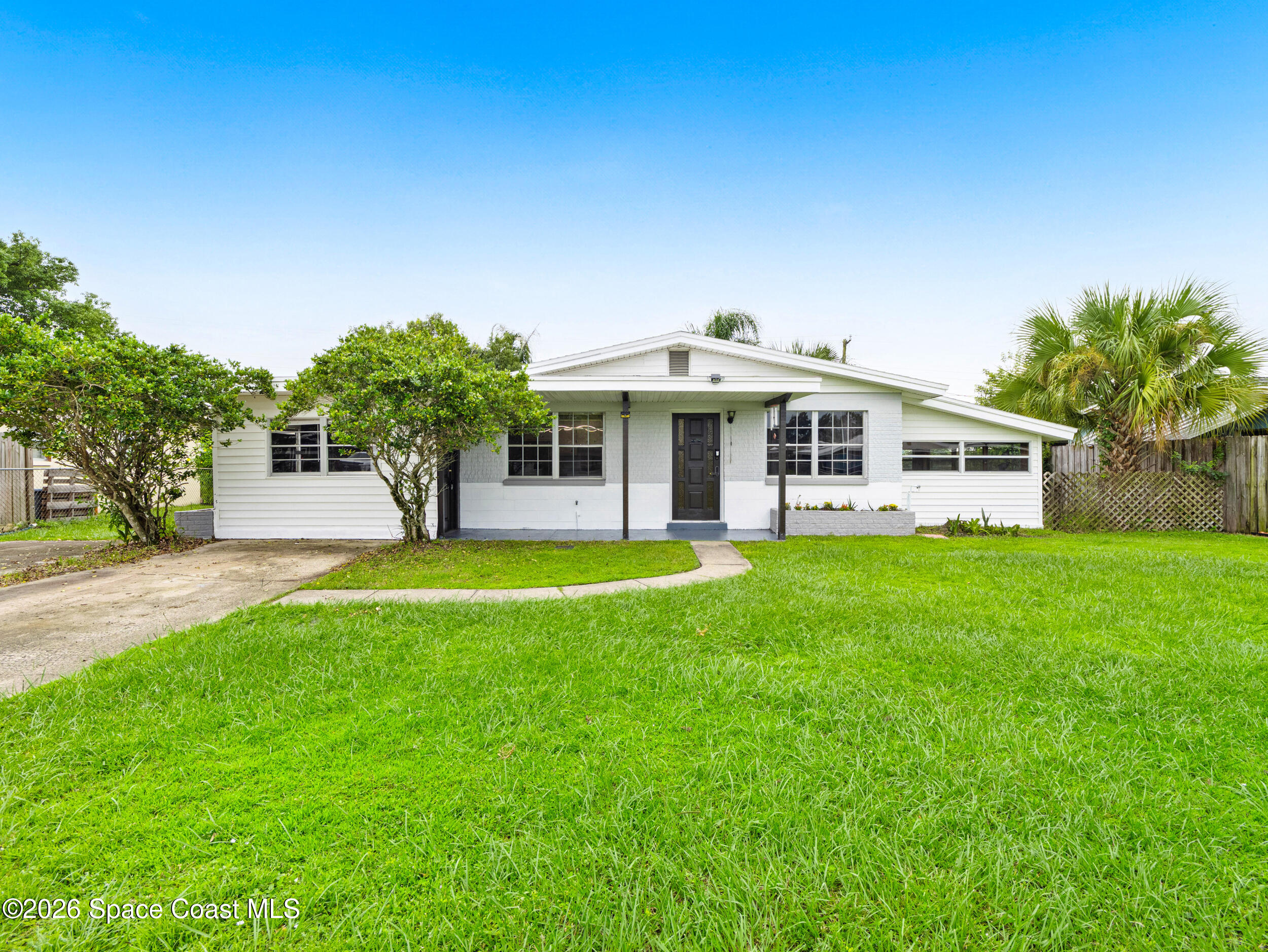 2477 Bonny Drive — photo