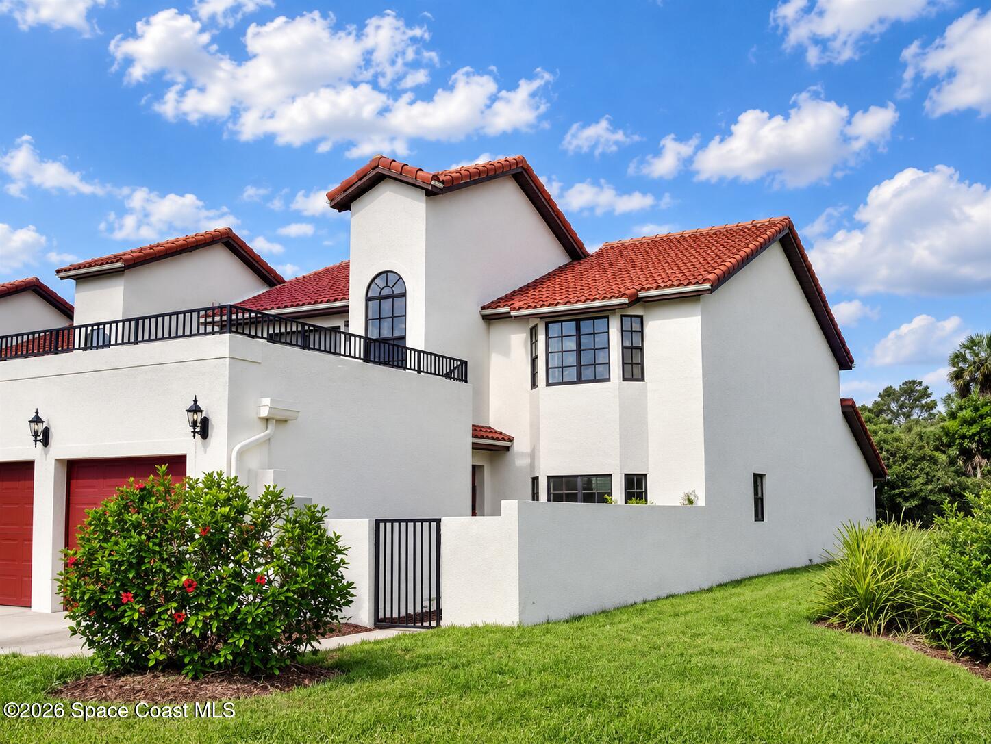2595 Sykes Creek Drive — photo