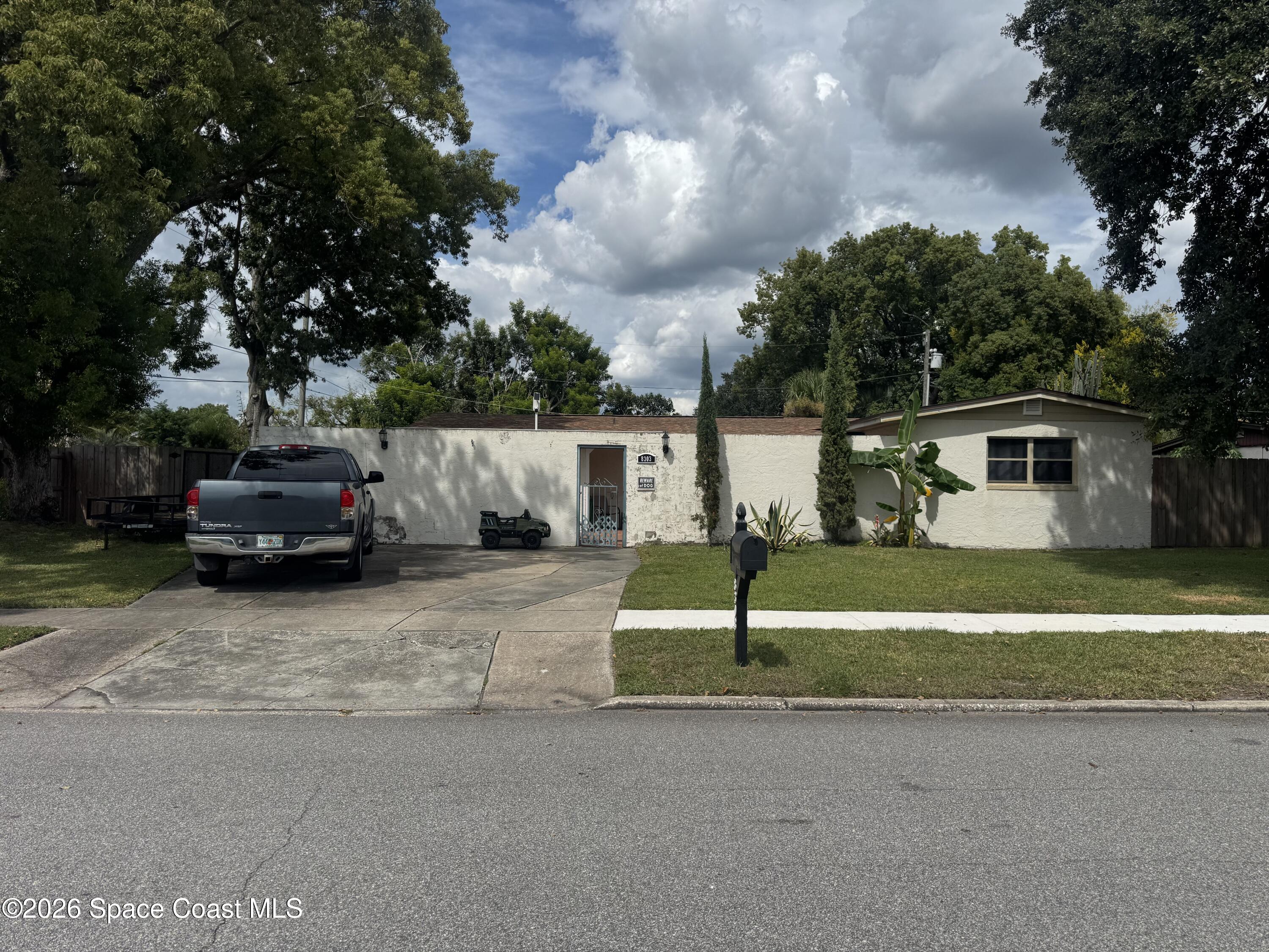 8303 Calais Circle — photo