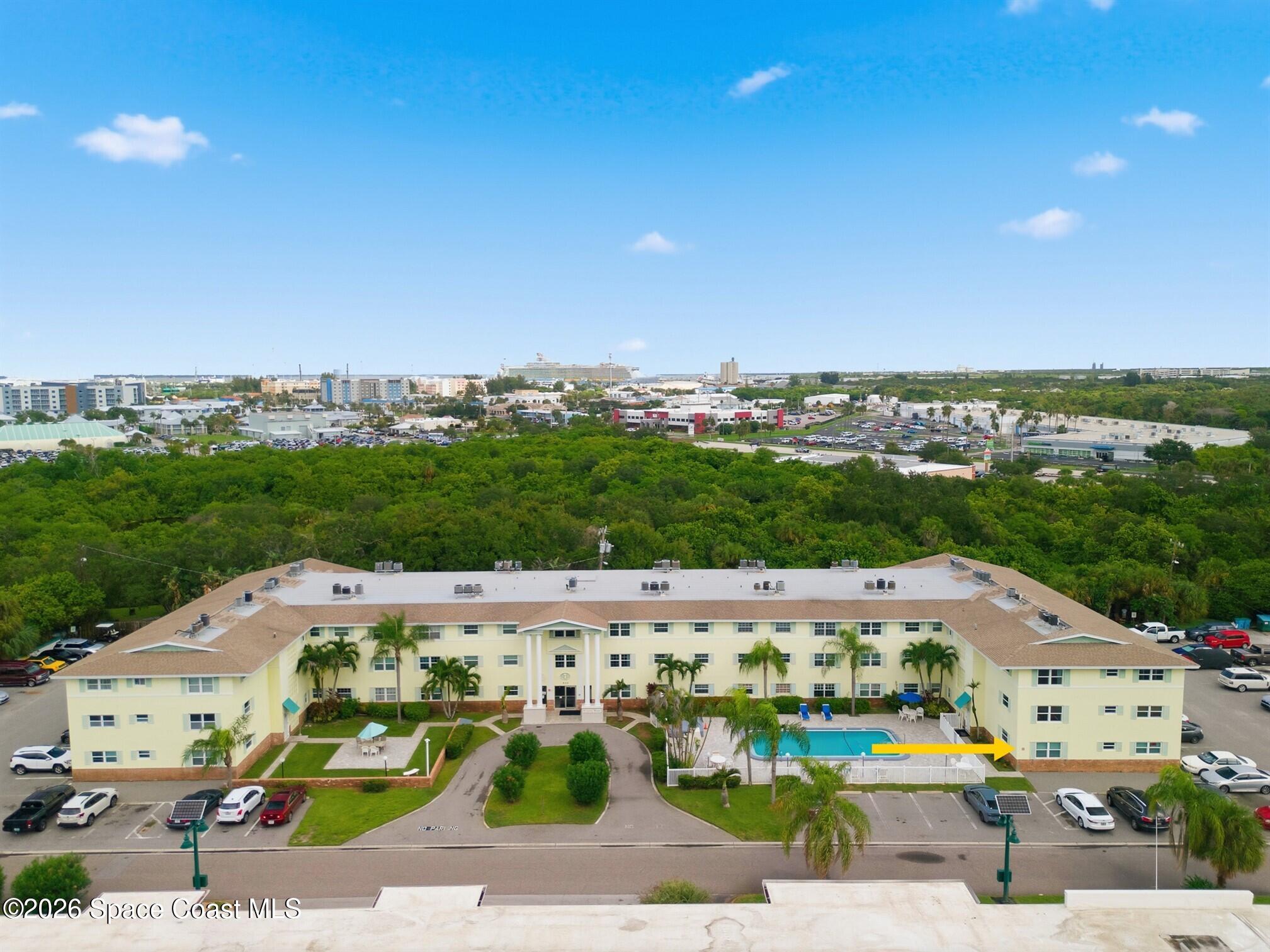 230 Columbia Drive Unit 104 — photo