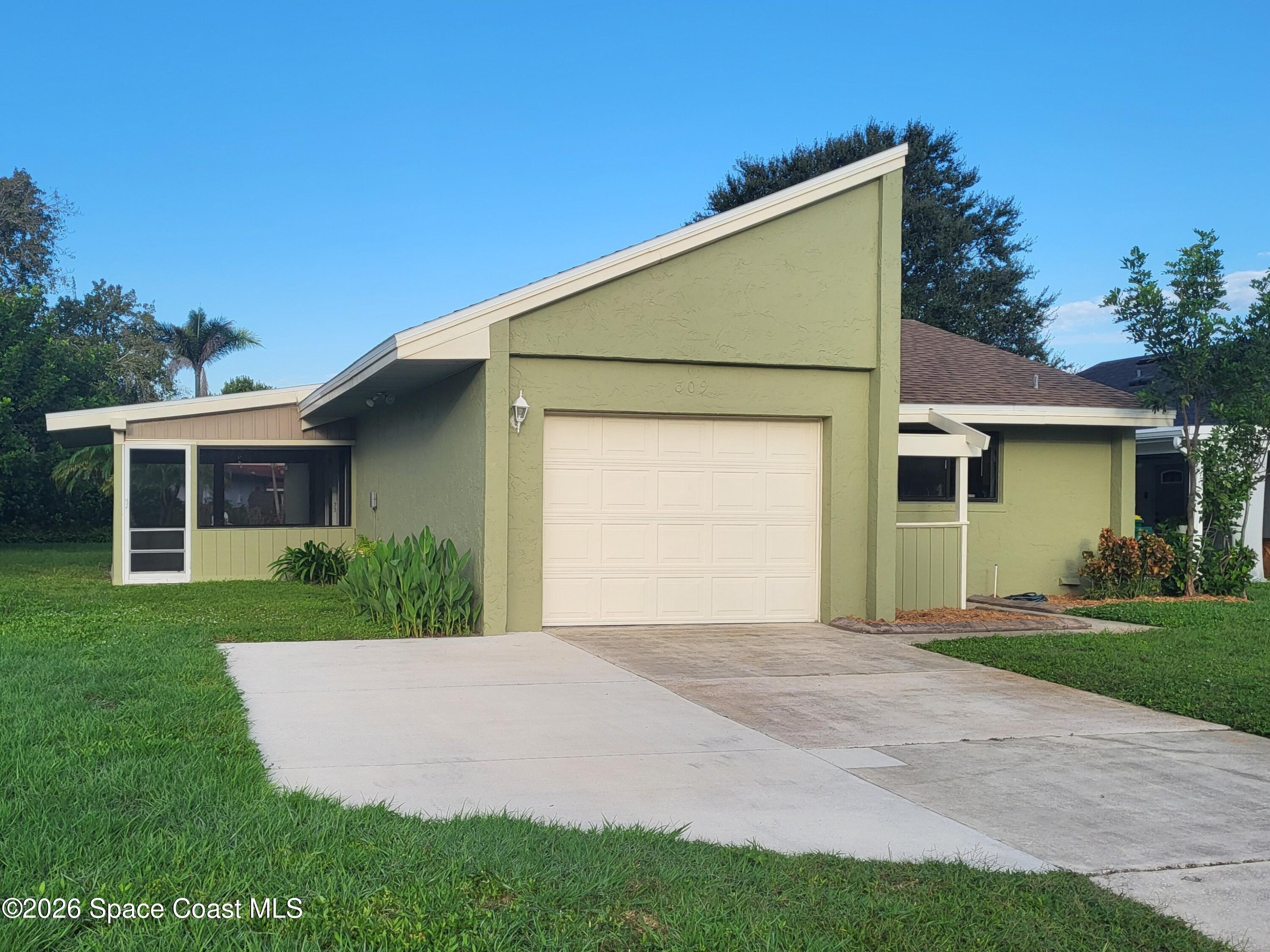 309 Myrtlewood Road — photo