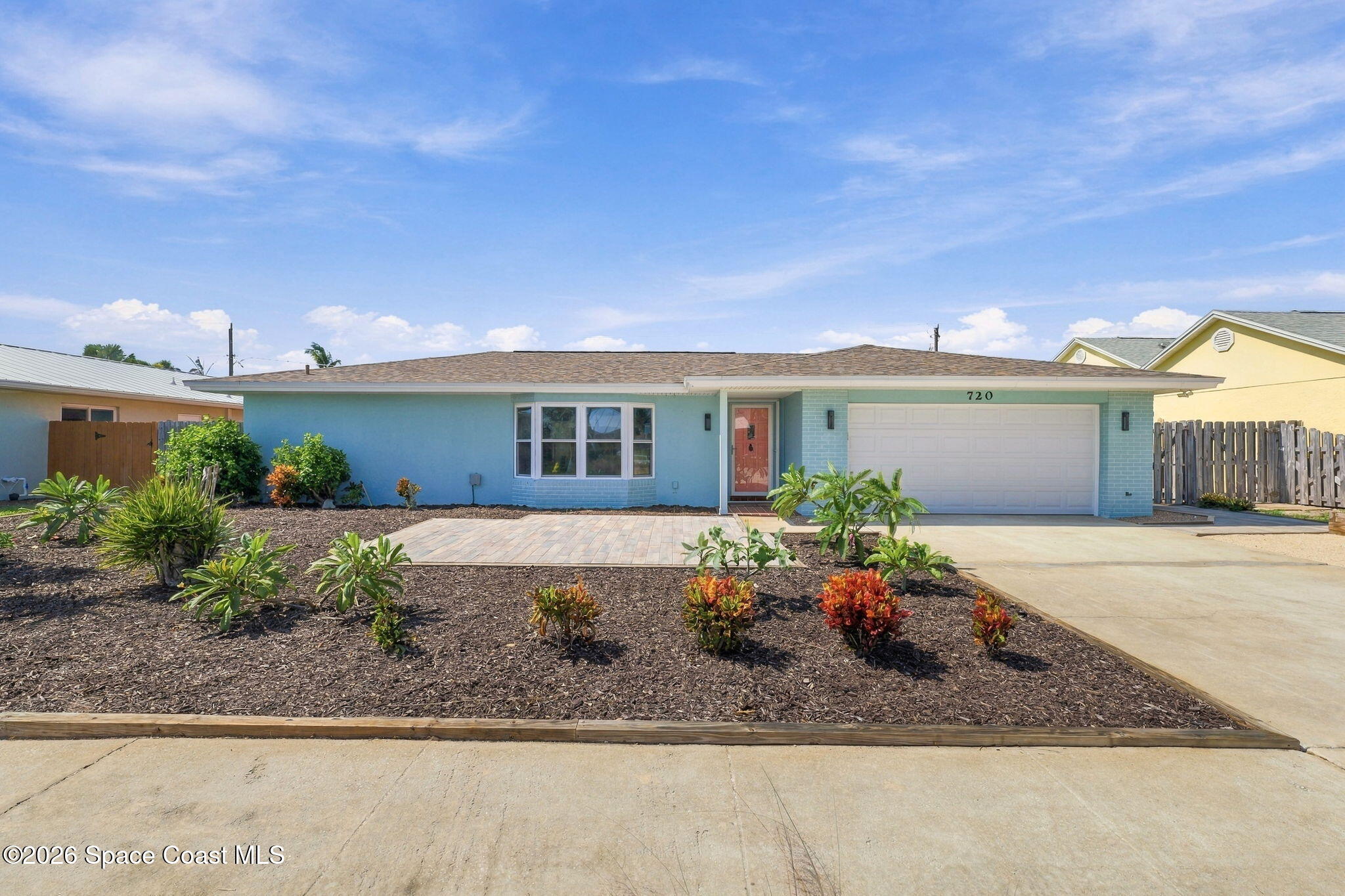 720 Hibiscus Drive — photo