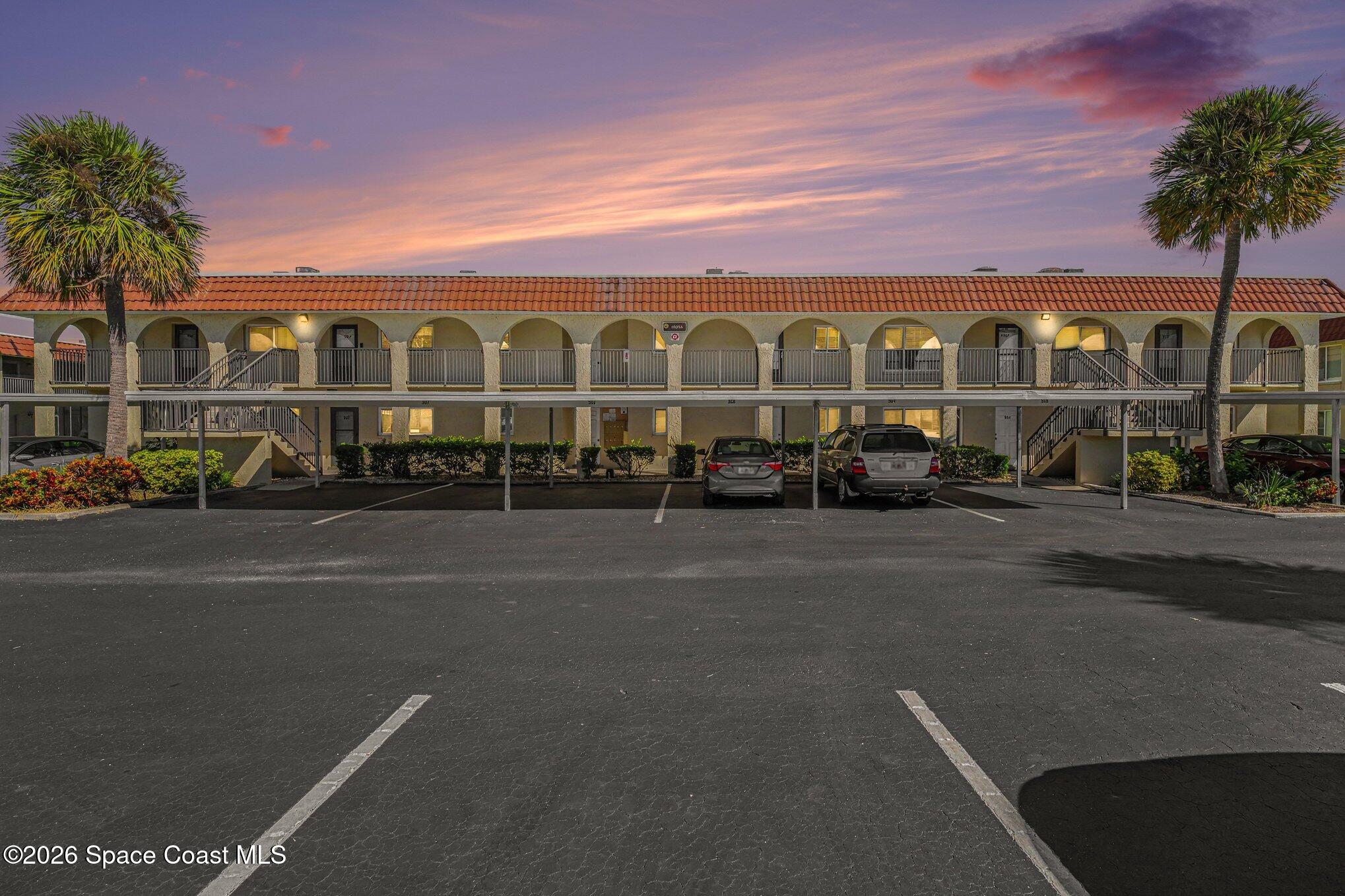 201 Saint Lucie Lane Unit 907 — photo