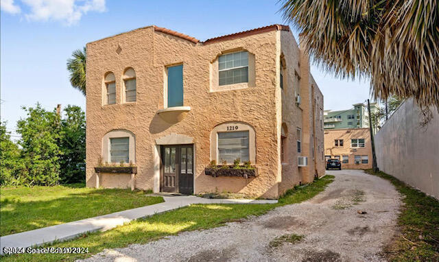 1219 E Strawbridge Avenue Unit 2 — photo