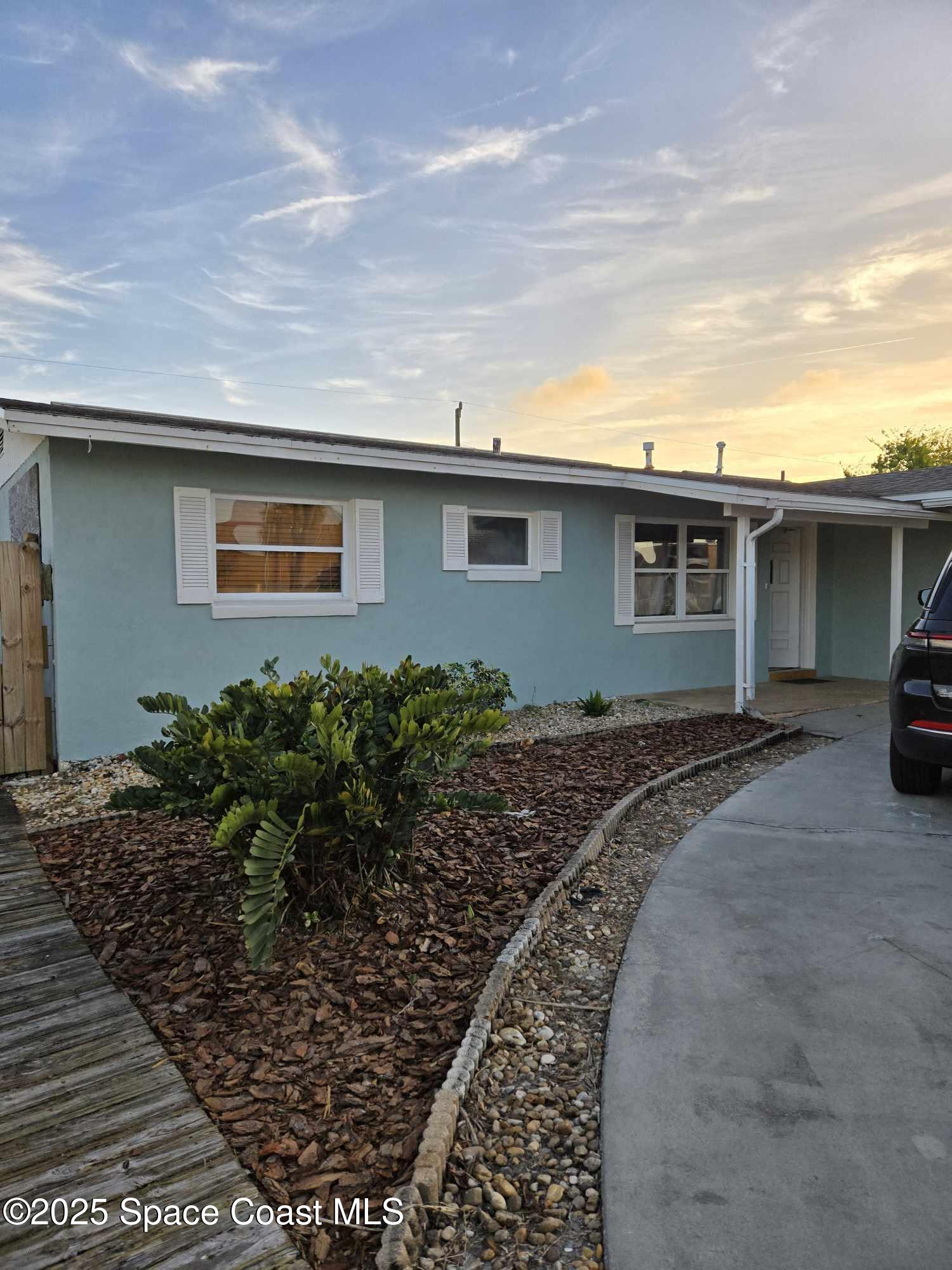 261 Narvaez Drive — photo