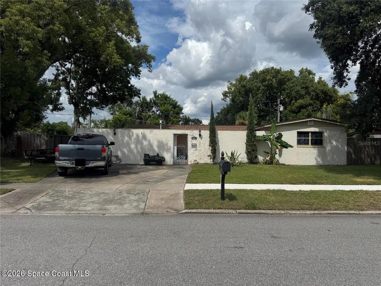 8303 Calais Circle — photo