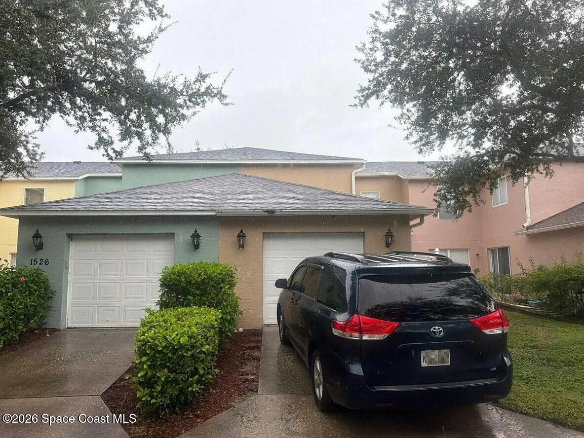 1524 Par Court — photo