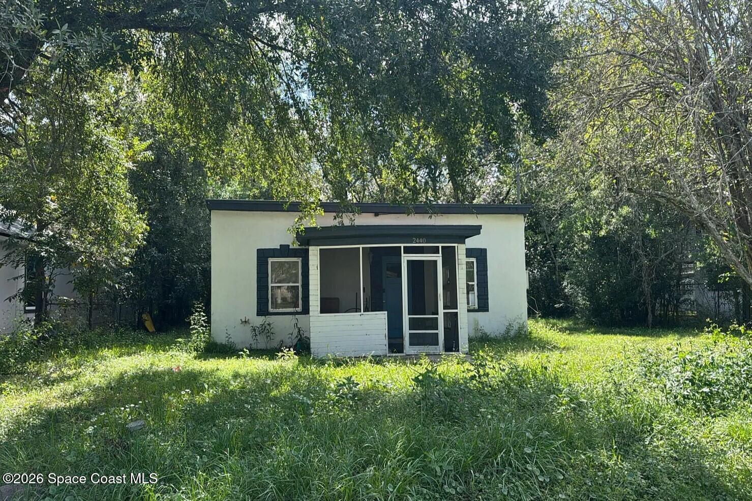 2440 Edgewood Avenue W — photo