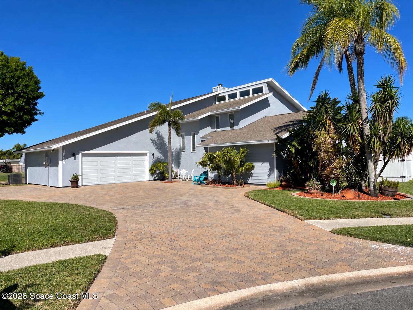 1585 Sykes Creek Drive — photo