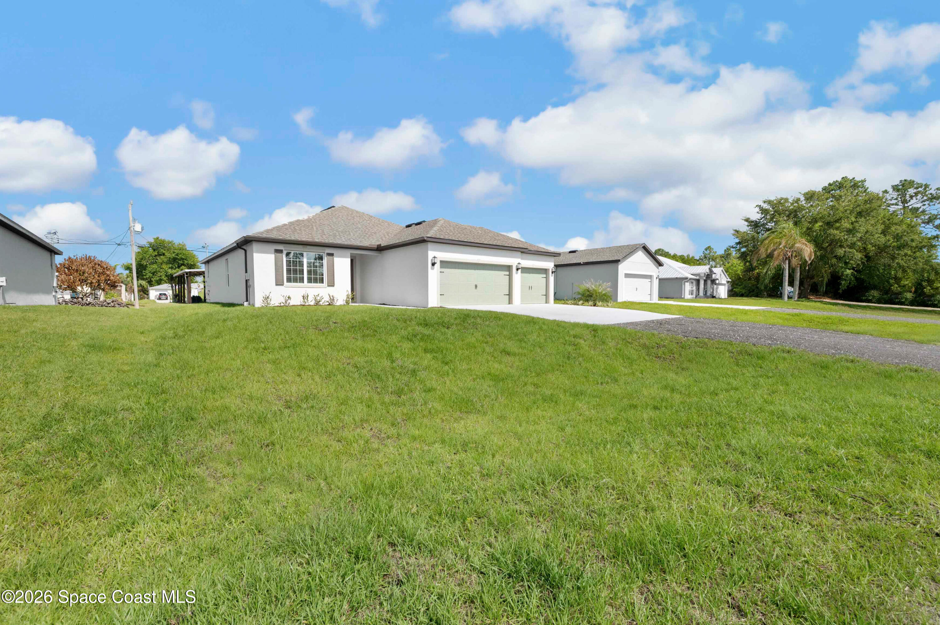 1428 Van Dyke Avenue SE — photo