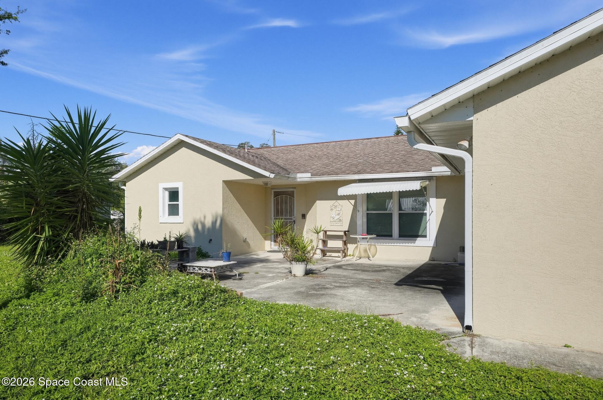 9845 Fleming Grant Road — photo