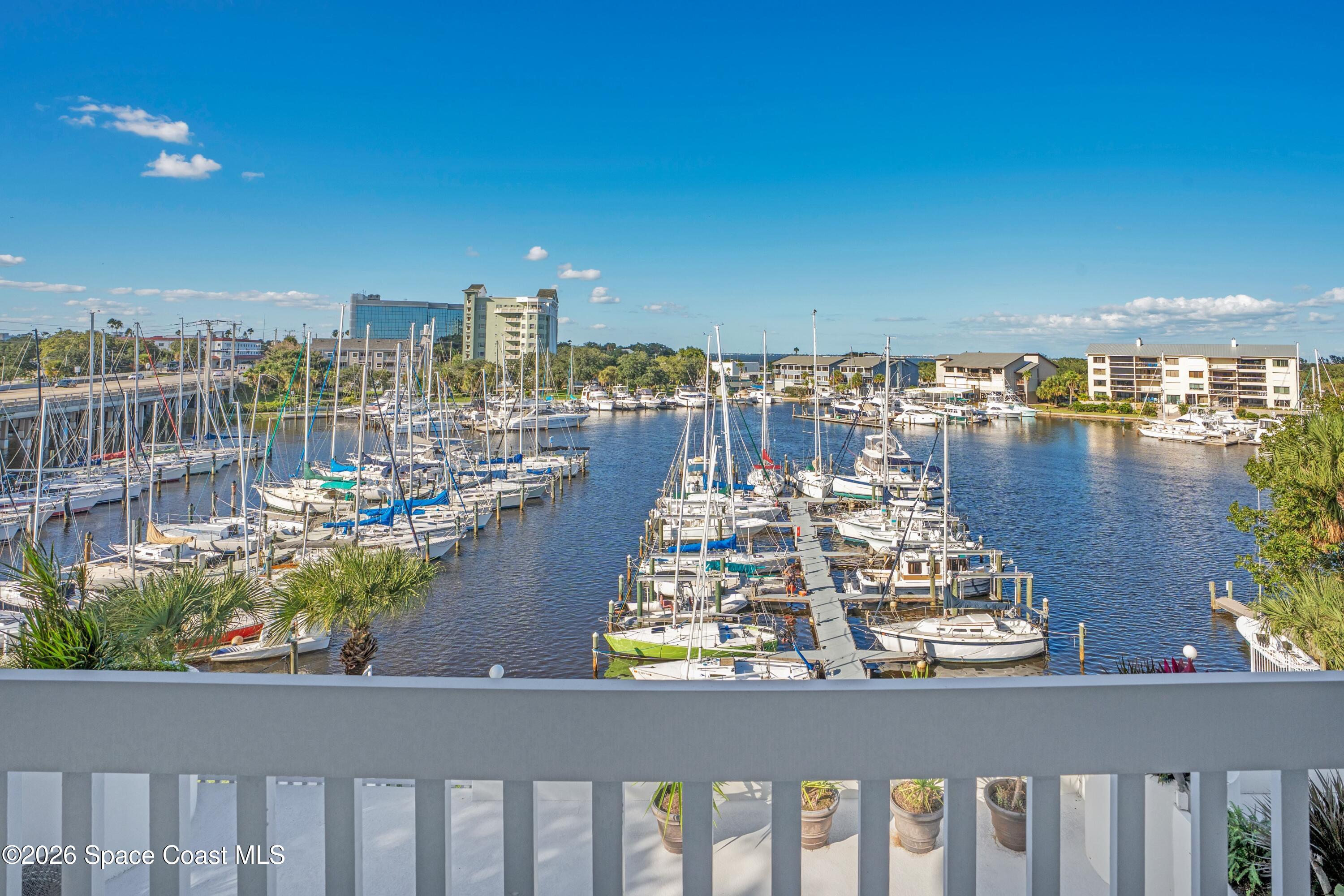 1208 E River Drive E Unit 401 — photo