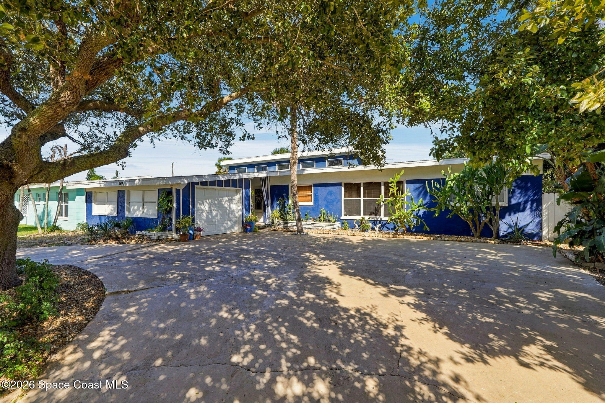 905 S Brevard Avenue — photo