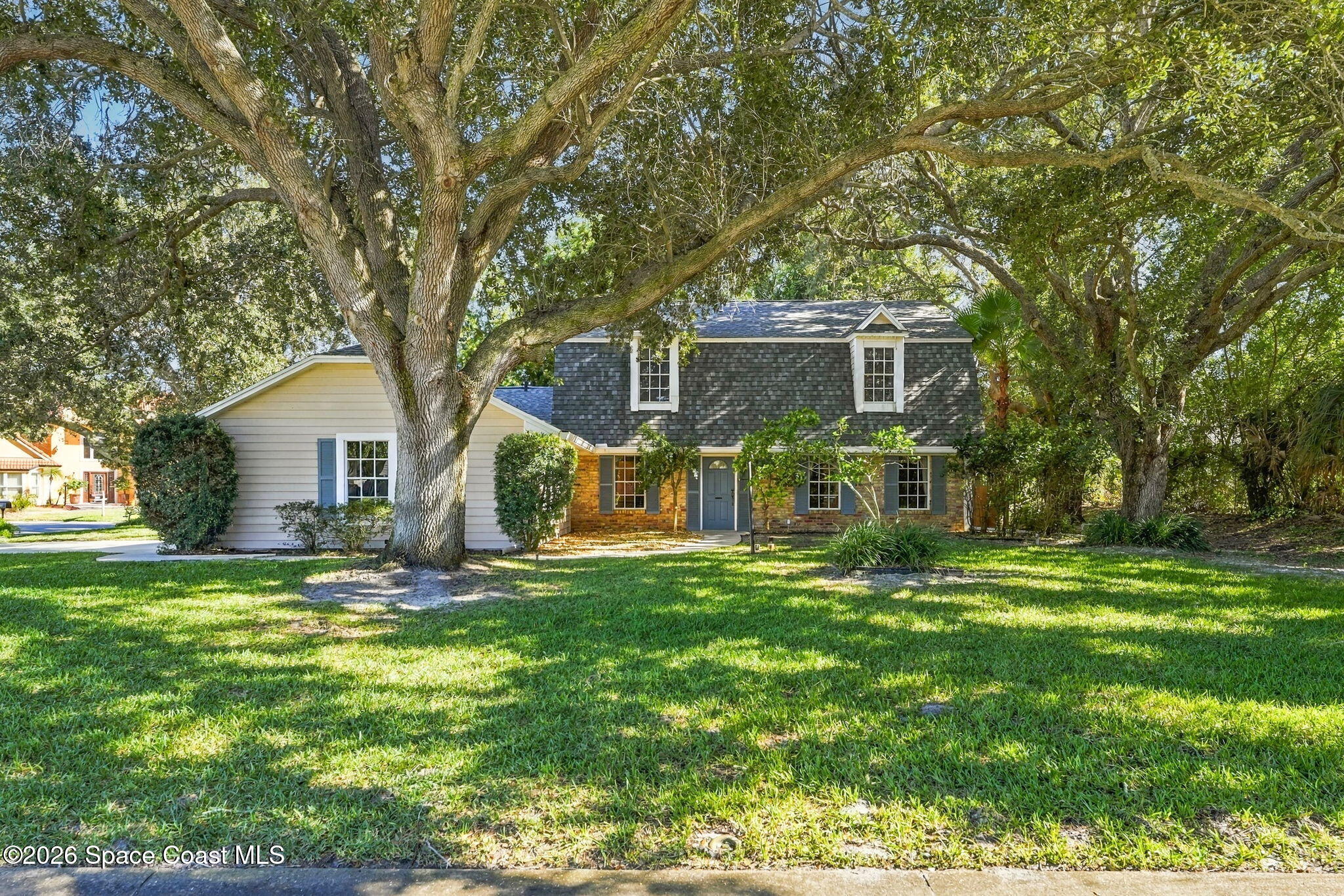655 Woodbridge Drive — photo
