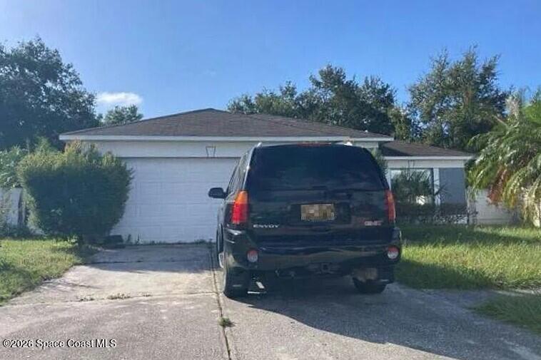 1512 Silktree Court — photo