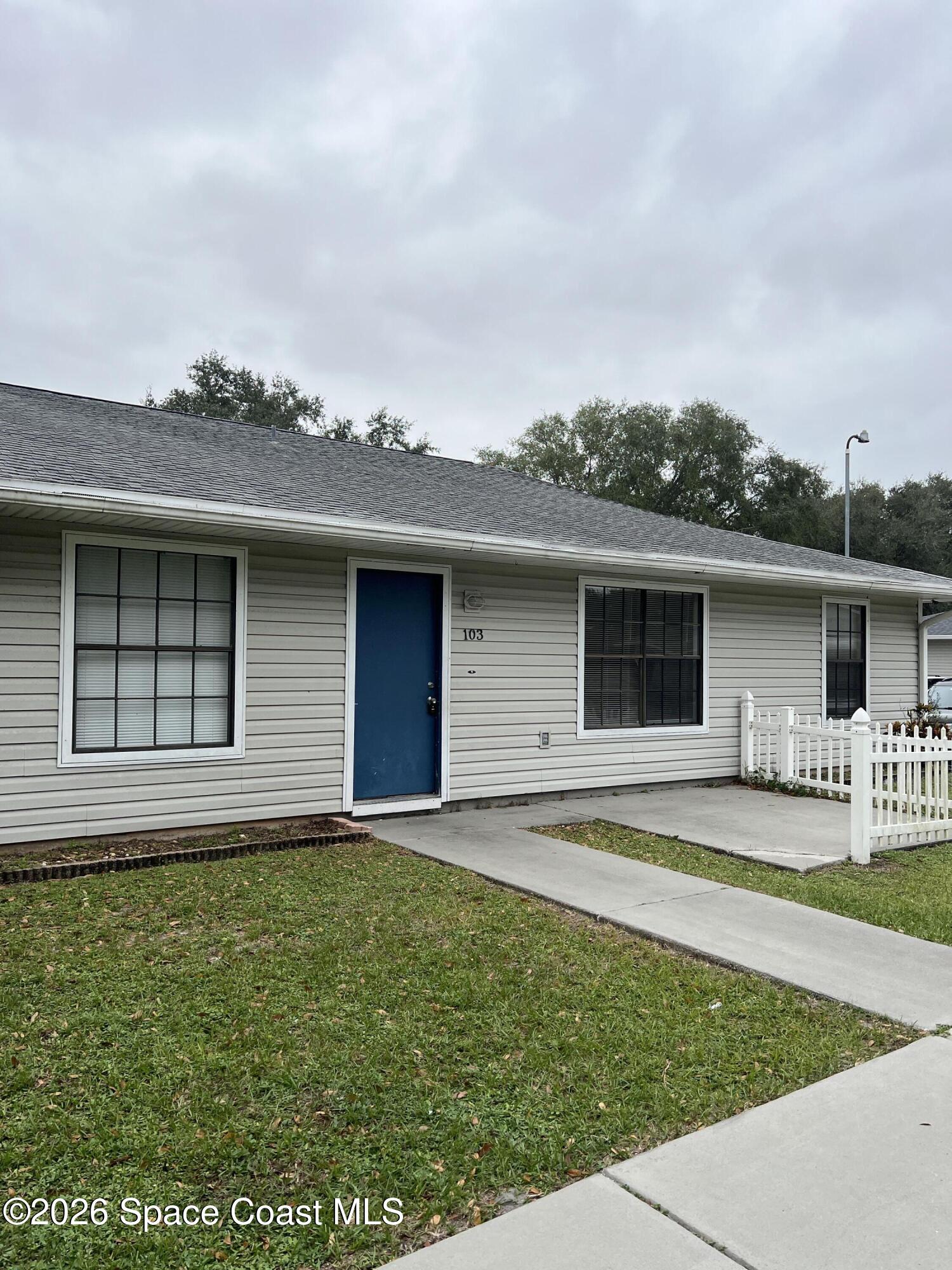 410 Thor Avenue SE Unit 103 — photo