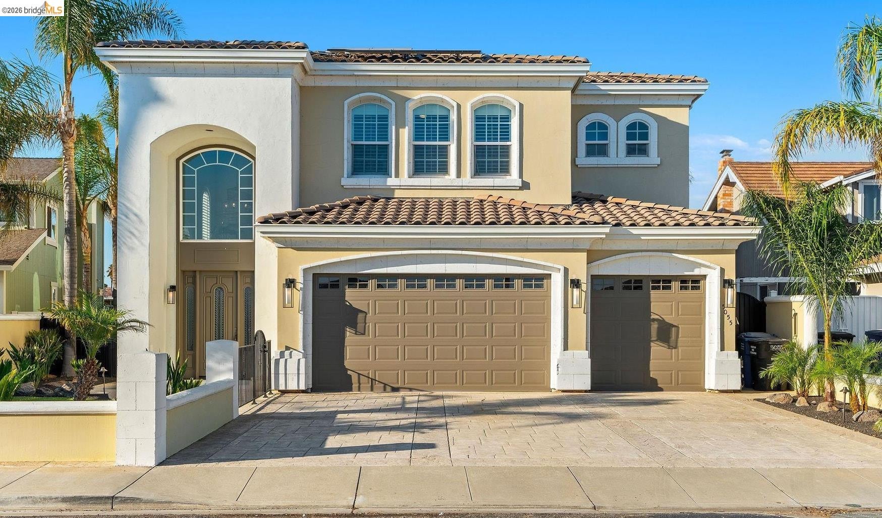5055 Cabrillo Pt — photo