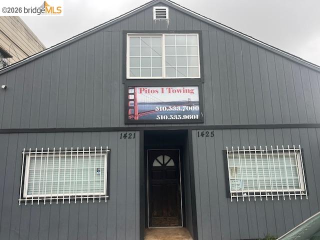1421 46th Ave — photo