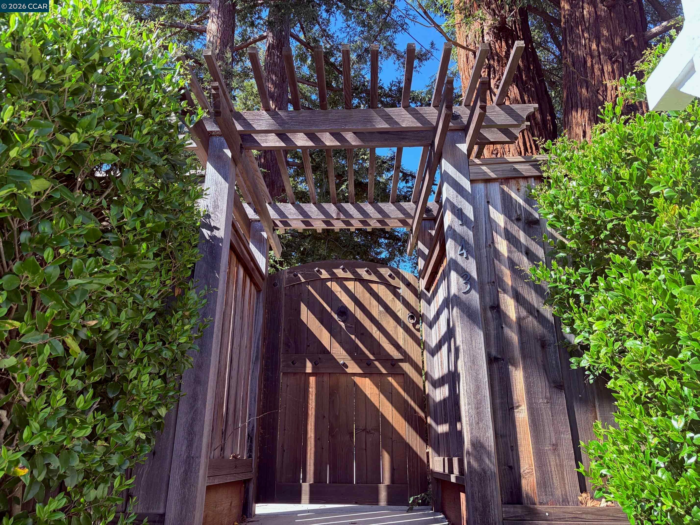 143 Pulido Rd — photo