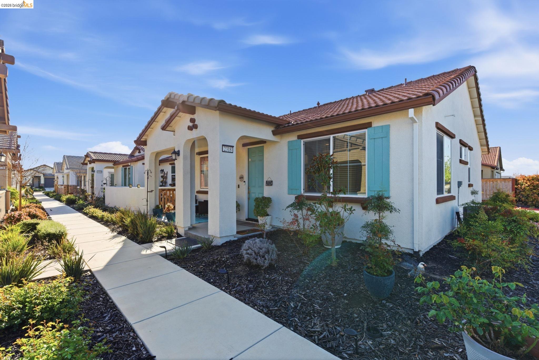 2318 Rustic Oak Ln — photo