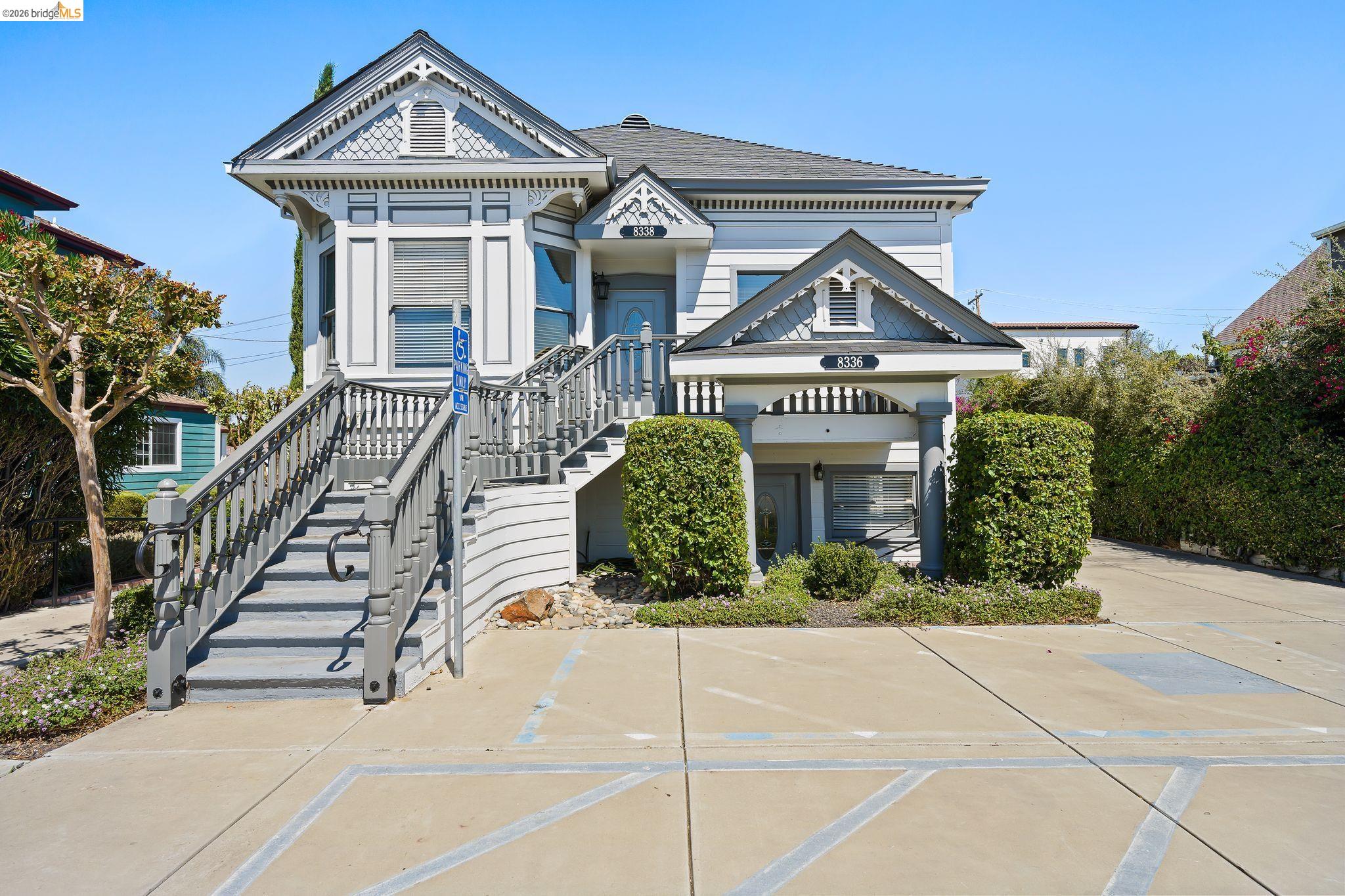 8336 Brentwood Blvd — photo