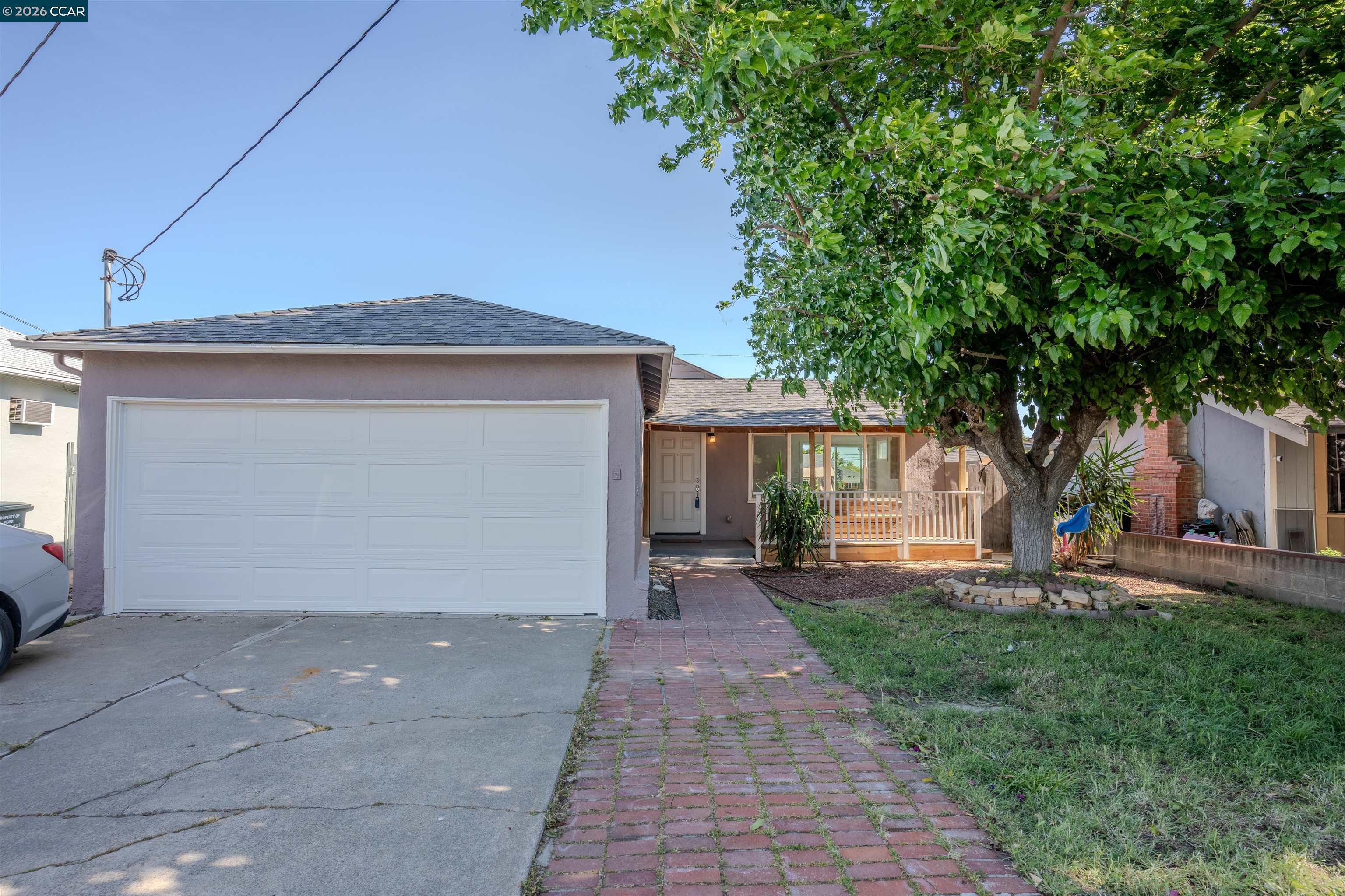 52 Bell Dr — photo