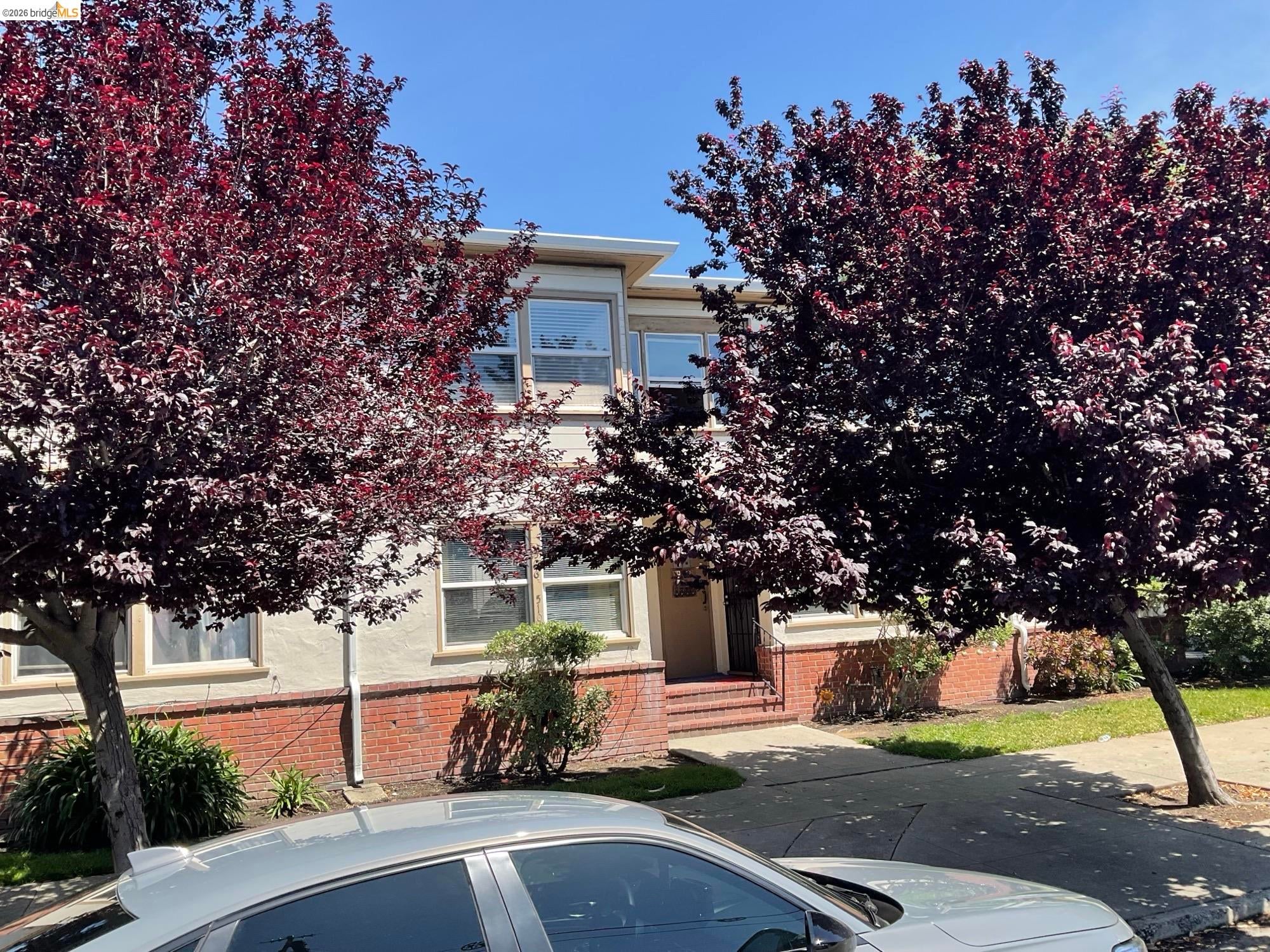 510 MC Laughlin Street — photo