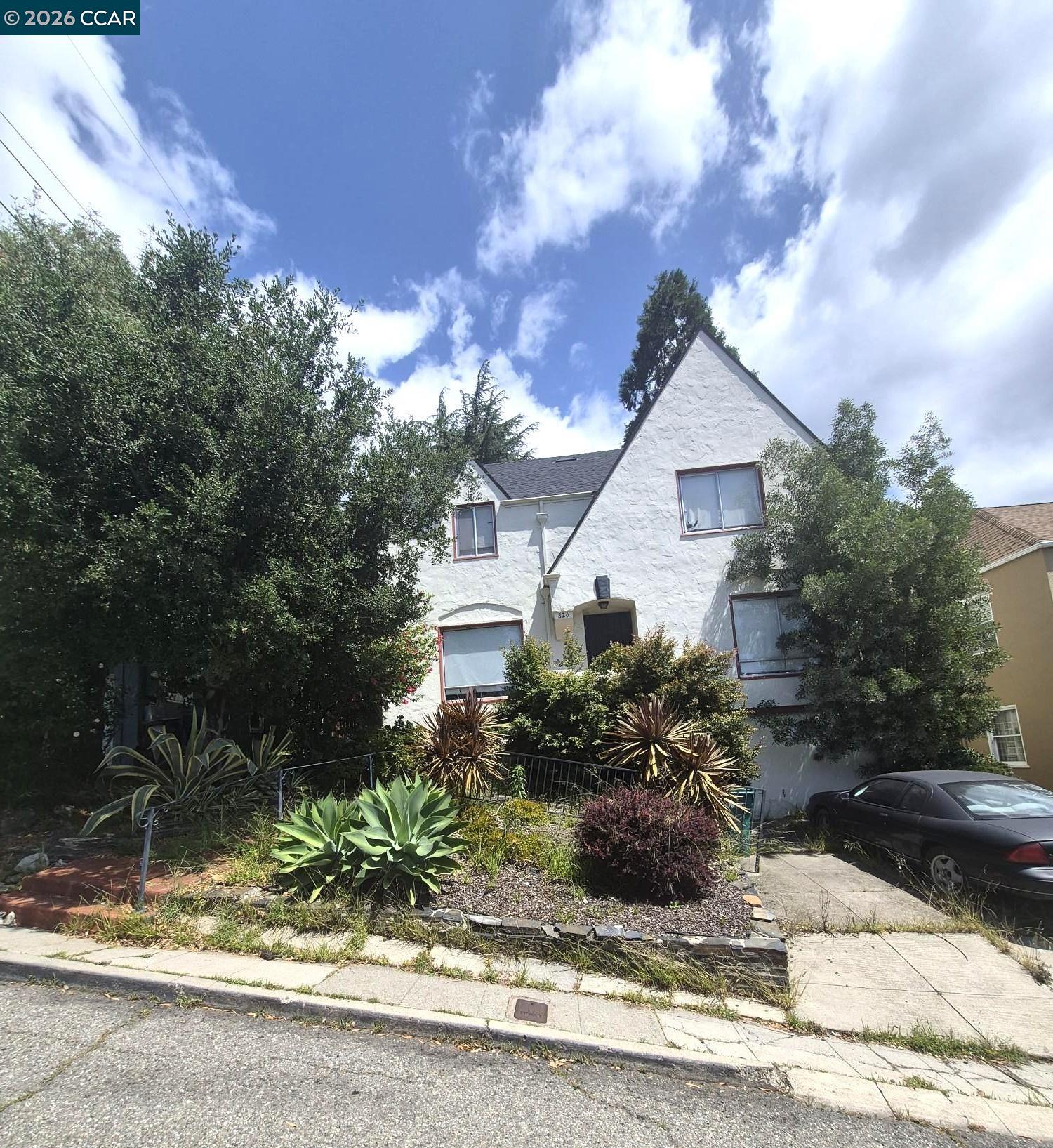 826 Carlston Ave — photo