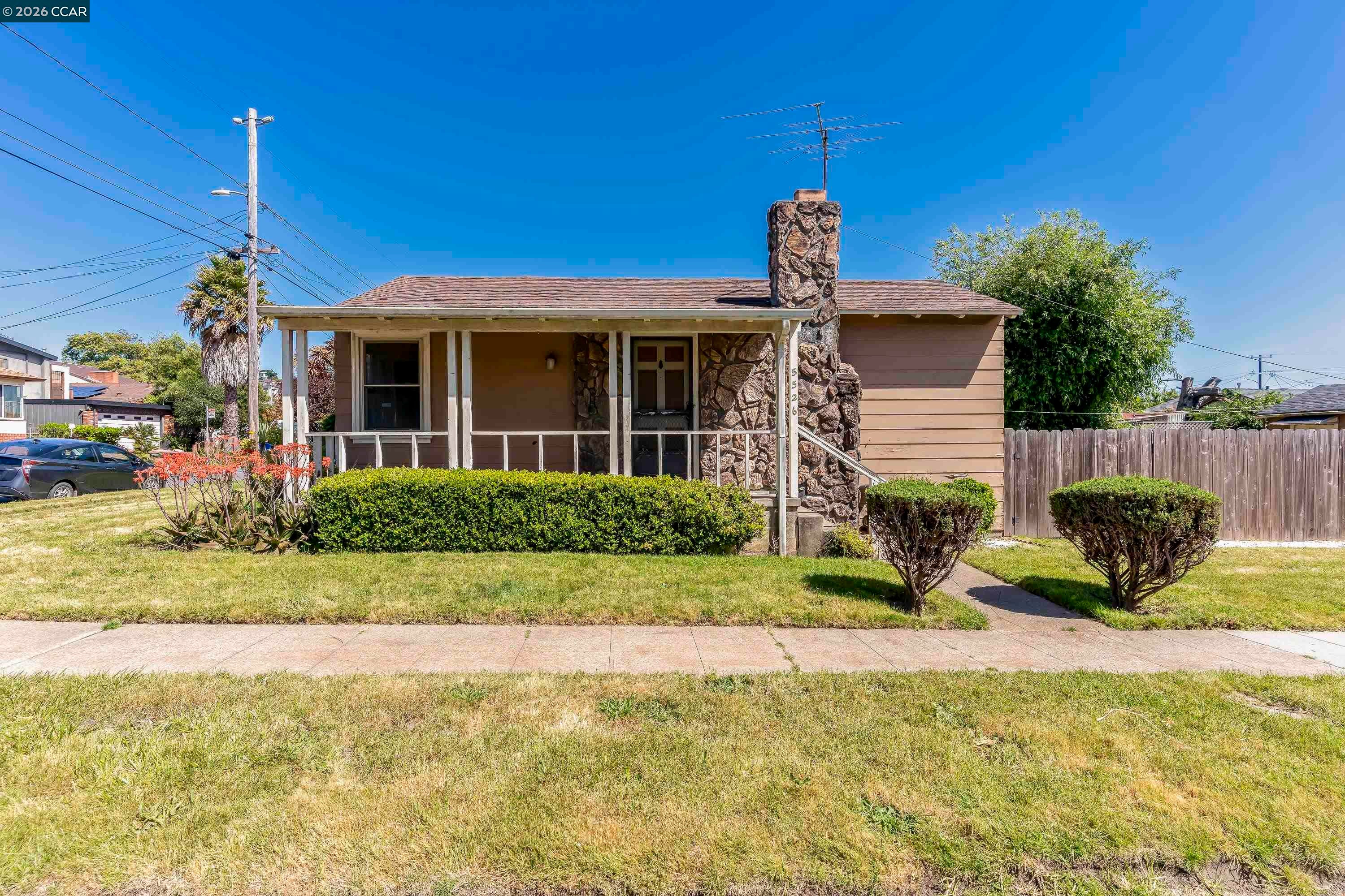 5526 Carl Ave — photo