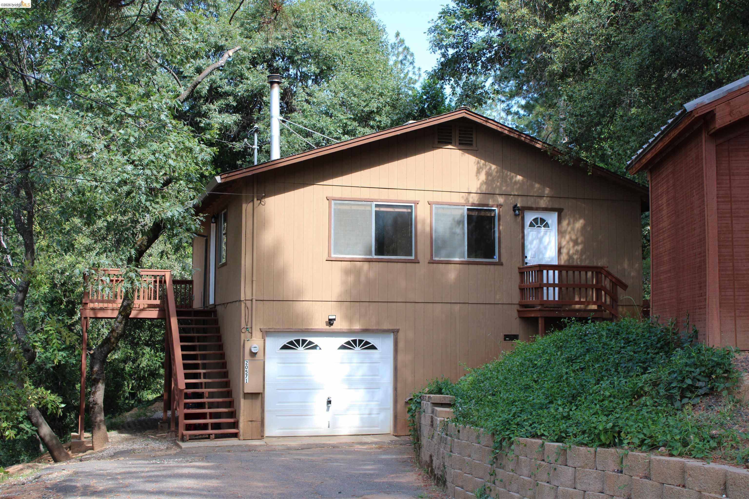20571 Deerhaven Dr — photo