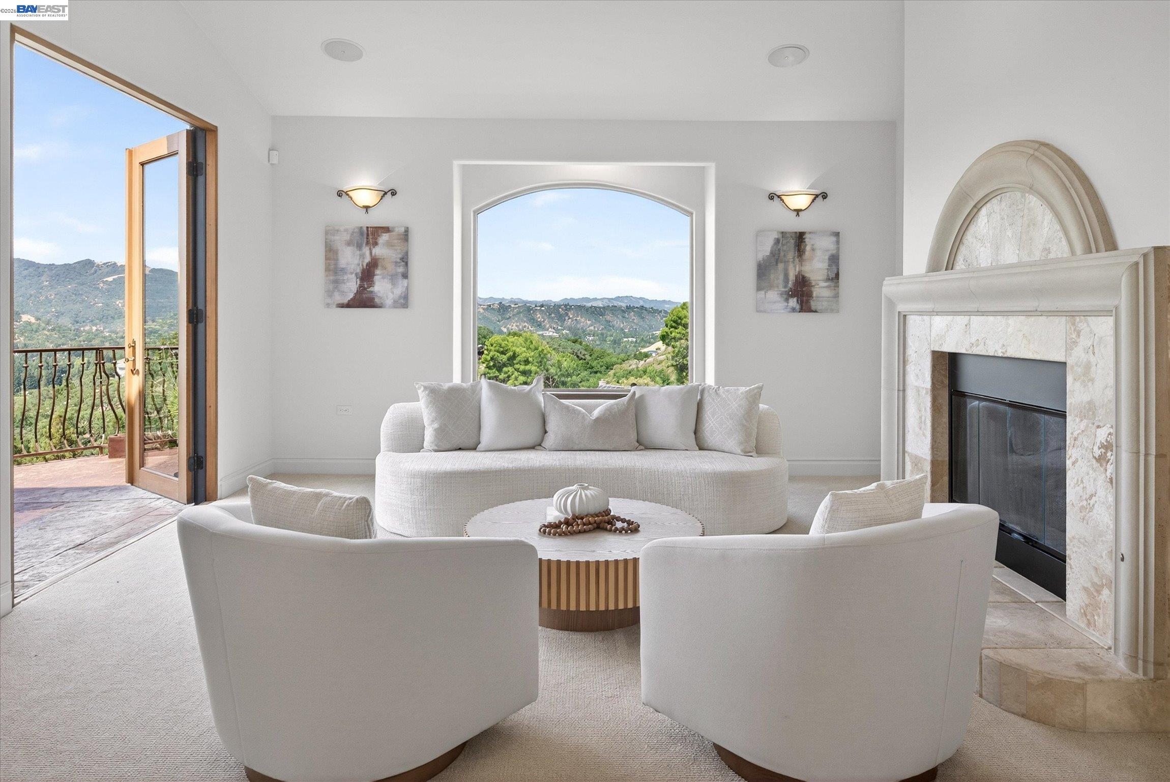 2529 Biltmore Dr — photo