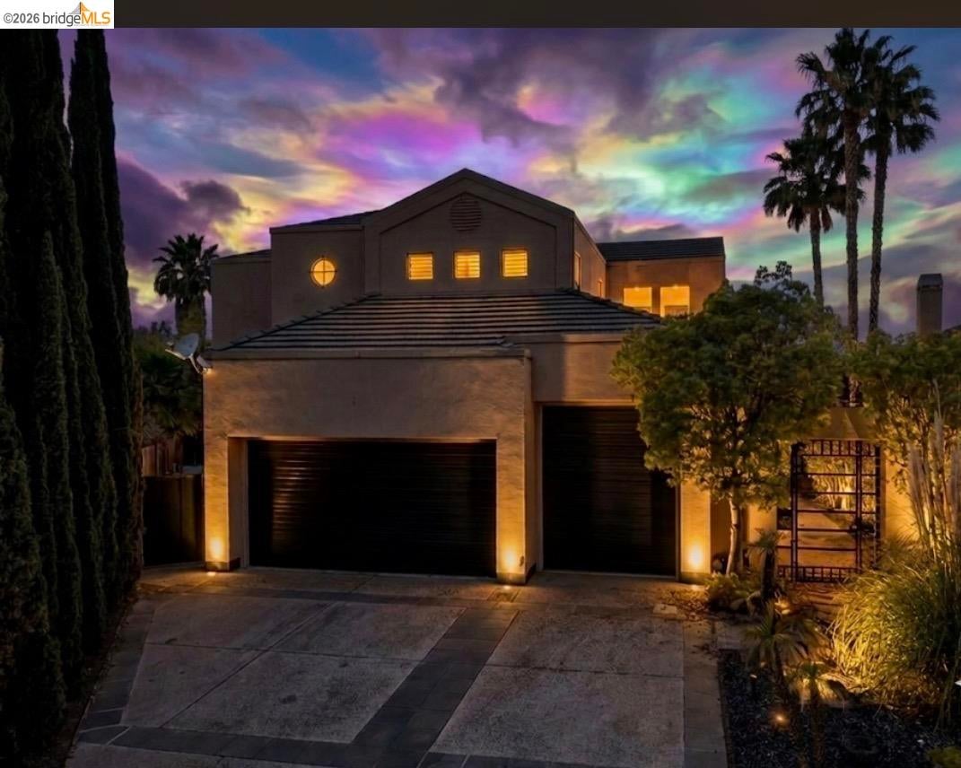 1957 Dolphin Pl — photo