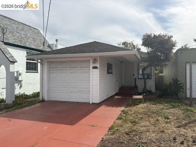 3212 Esmond Ave — photo