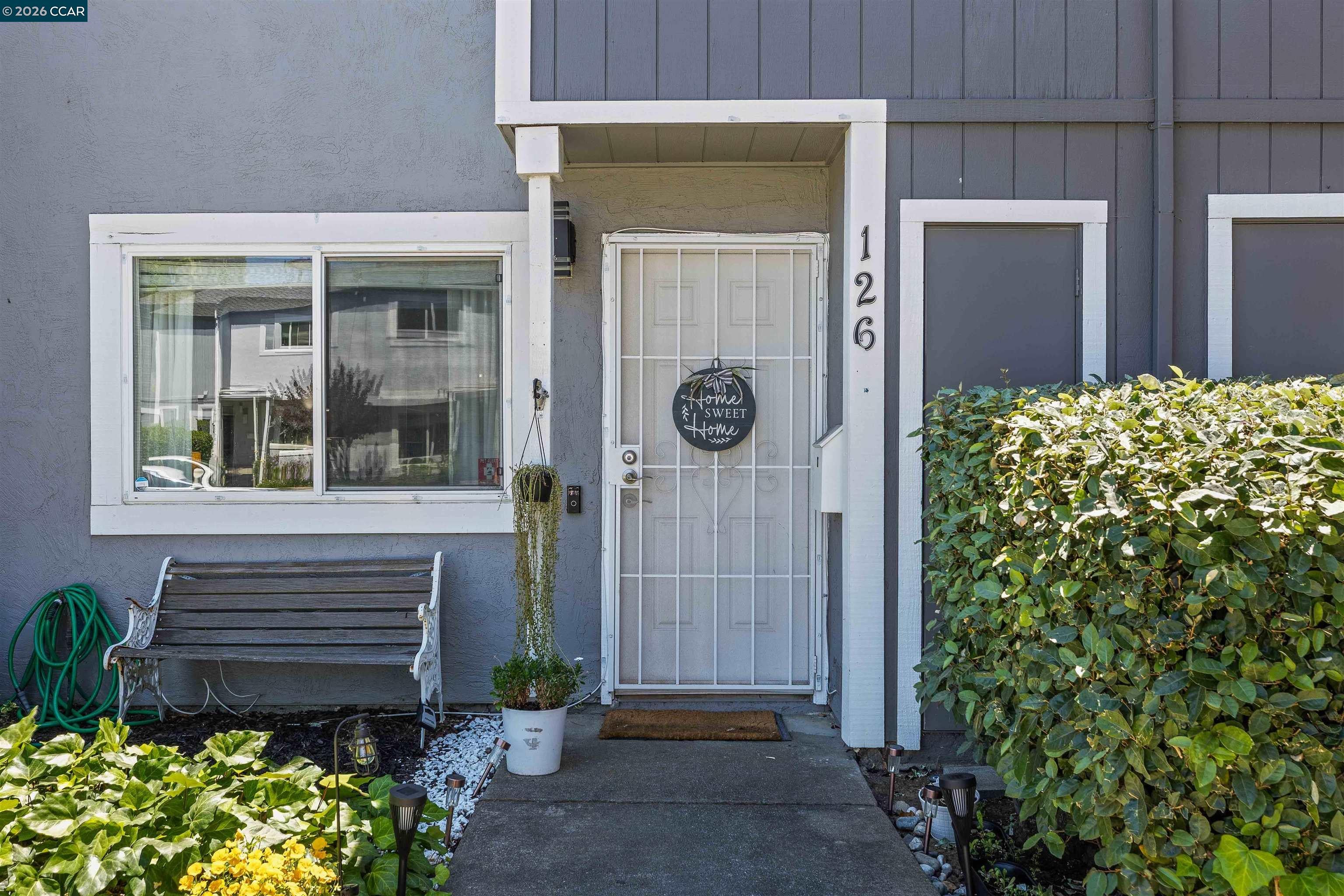 126 Muir Rd — photo