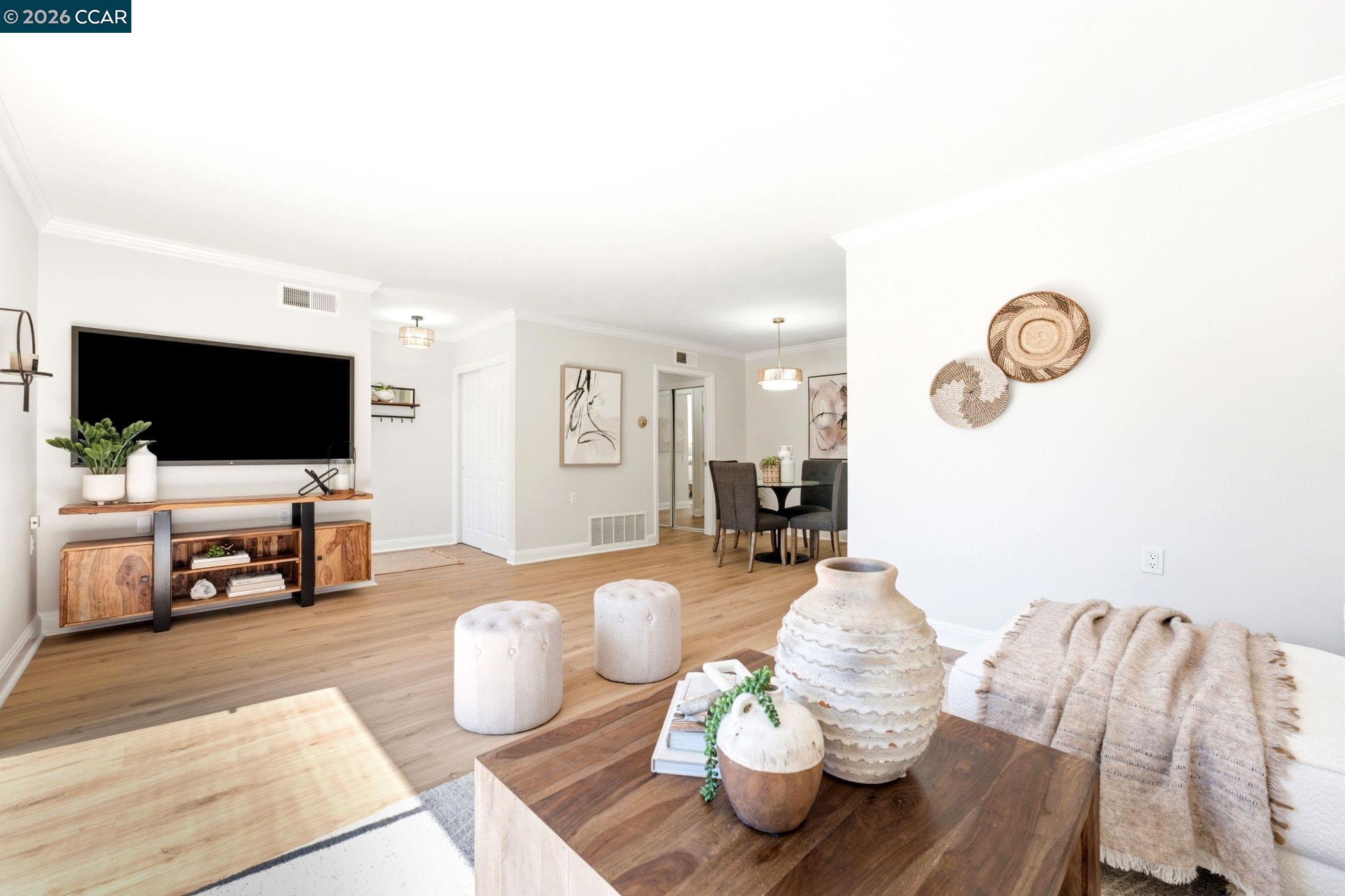 1109 Golden Rain Rd — photo