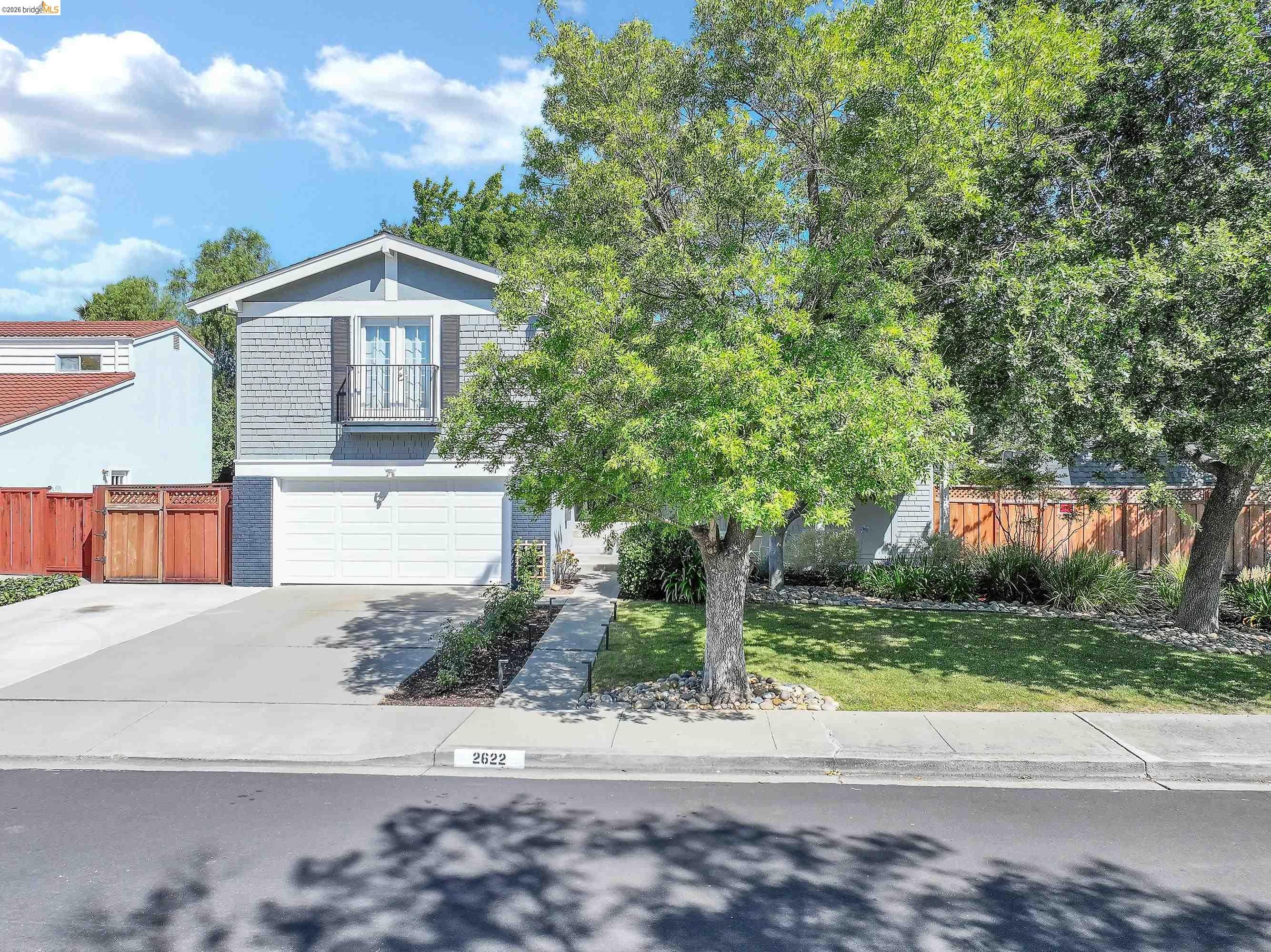 2622 Breton Pl — photo