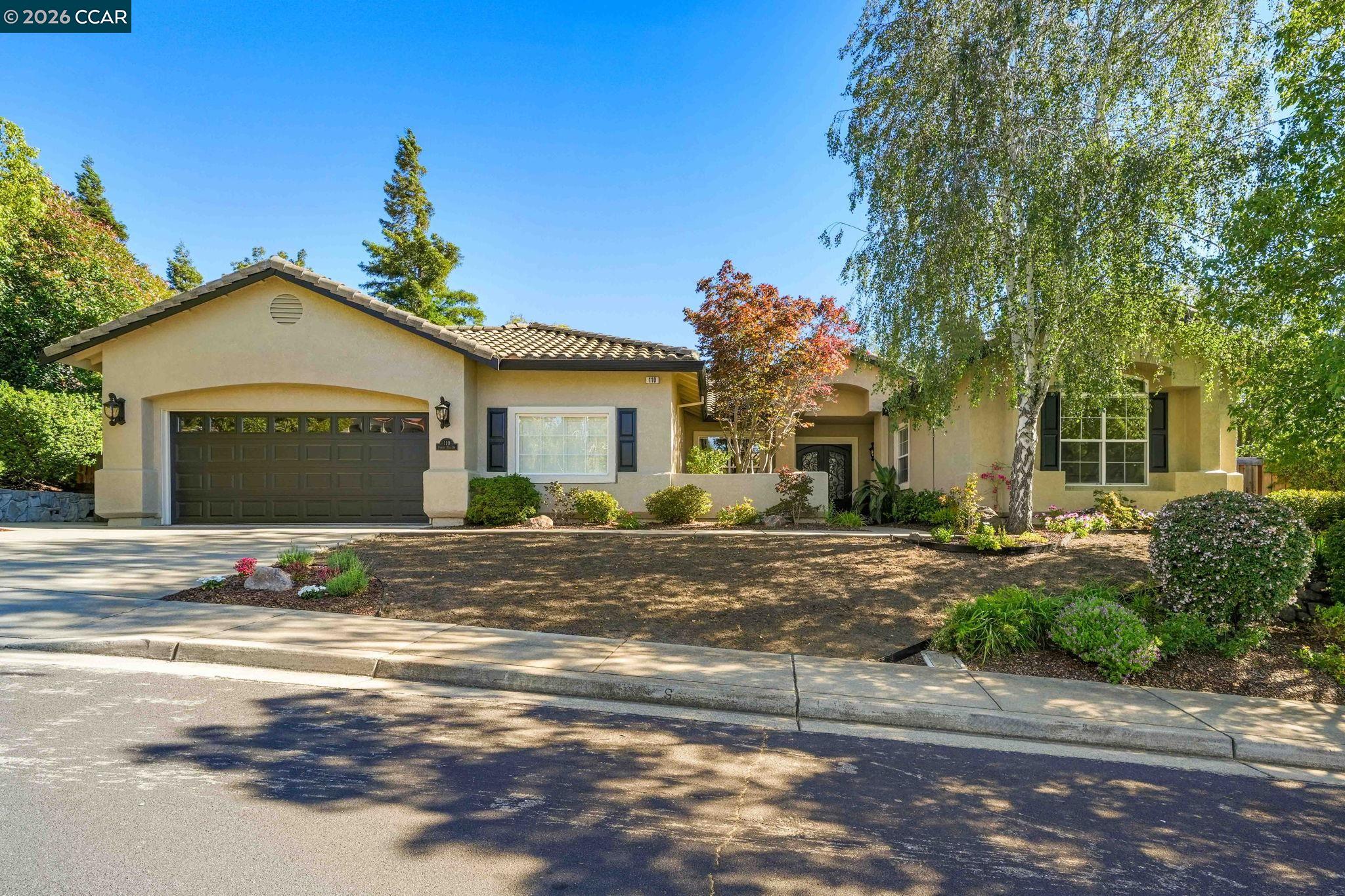 110 Forest Hill Dr — photo