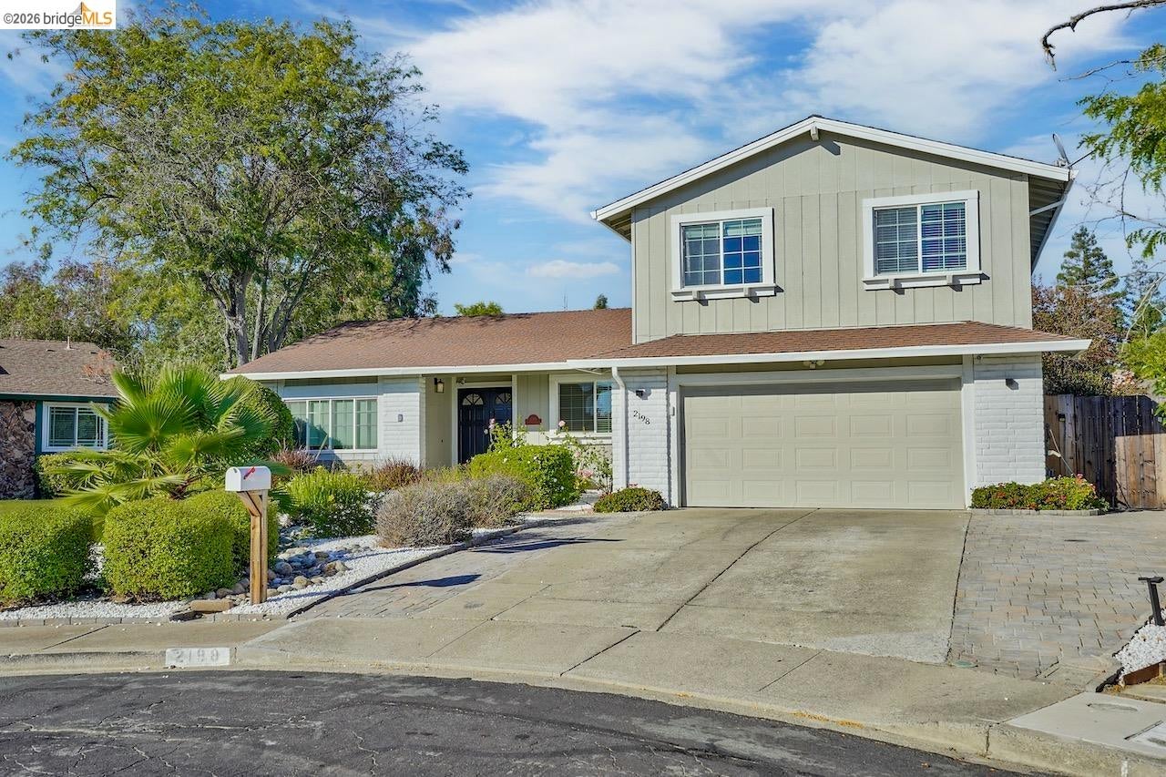 2198 La Orinda — photo